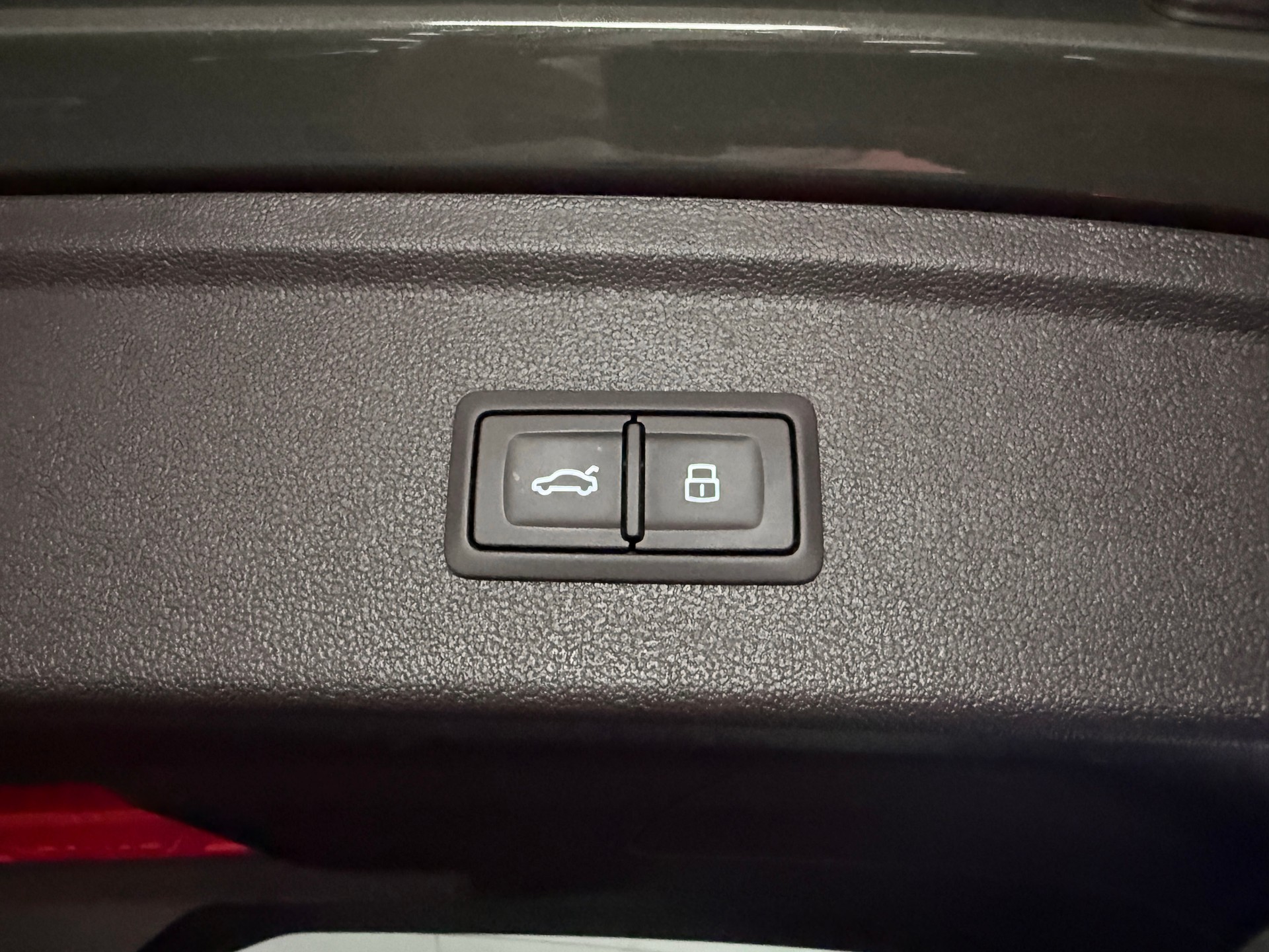 AUDI A3 Sportback 35 TFSI S line S-tronic *Full options* *Garantie Audi 09/2029* *Services gratuits*-image-13