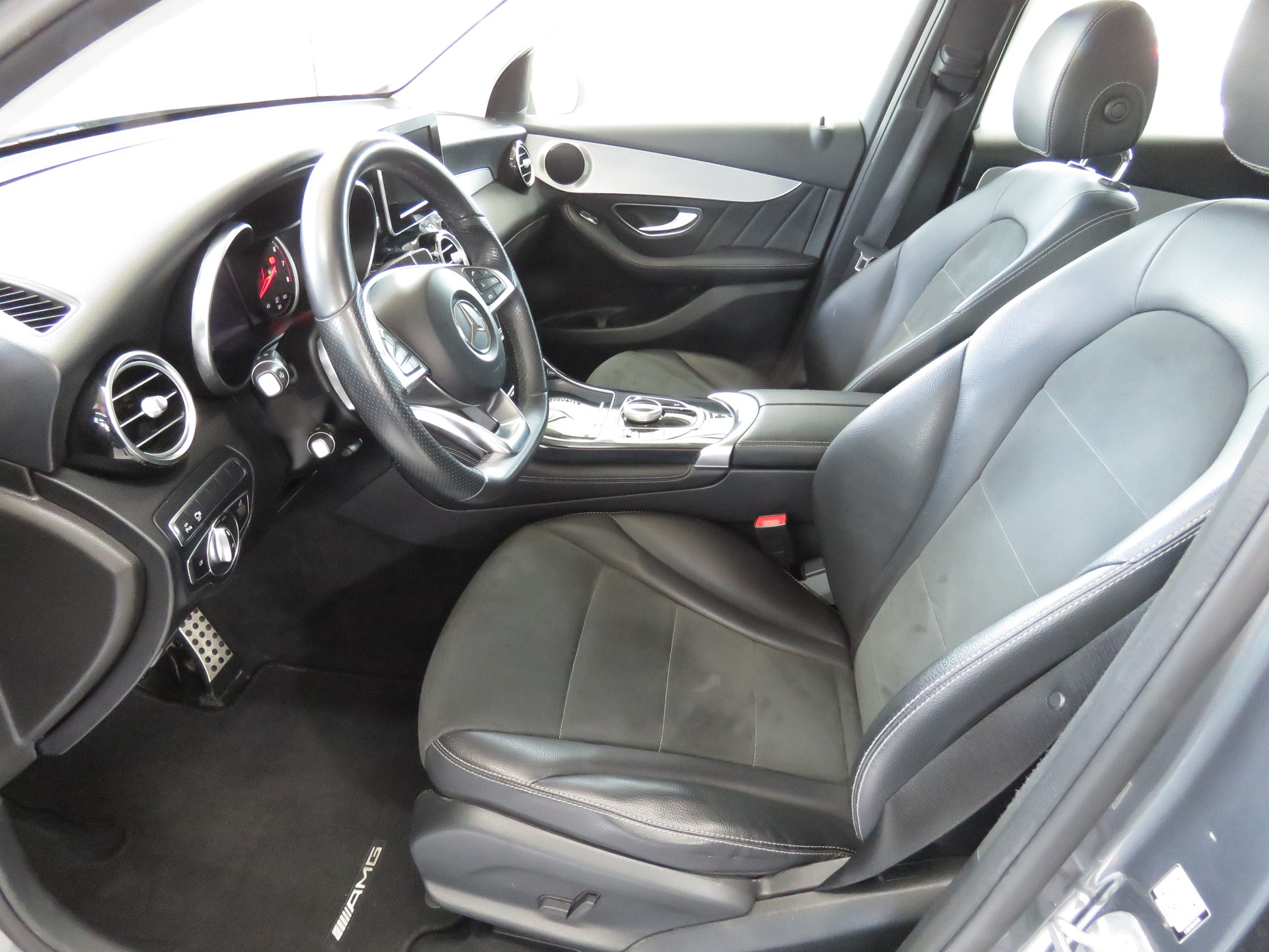 MERCEDES-BENZ GLC Coupé 250 AMG Line 4-Matic 9G-Tronic (Automat, AHK 2.4 t)-image-6