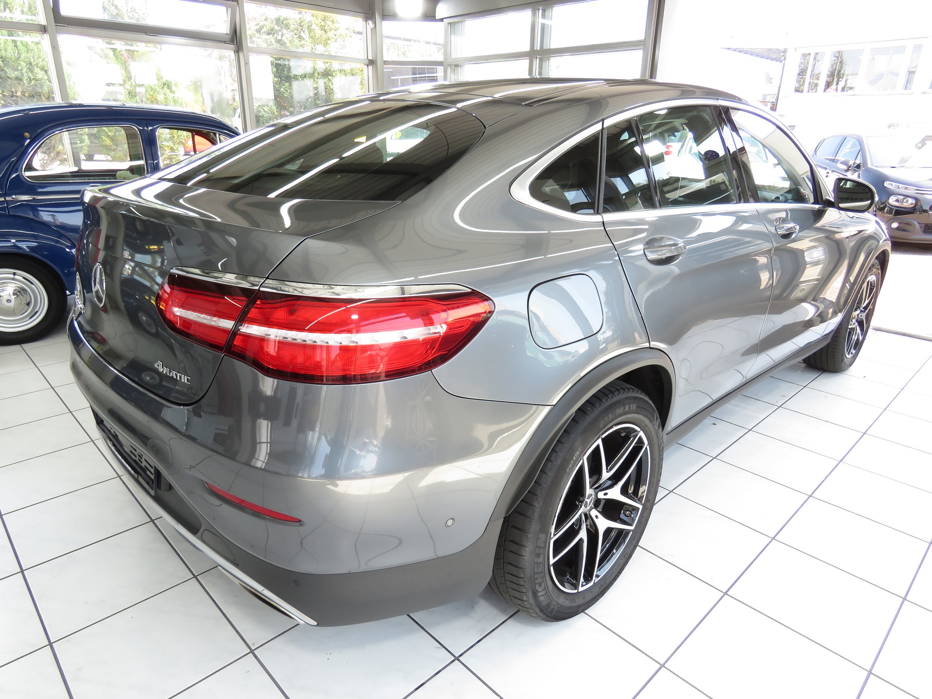 MERCEDES-BENZ GLC Coupé 250 AMG Line 4-Matic 9G-Tronic (Automat, AHK 2.4 t)-image-5