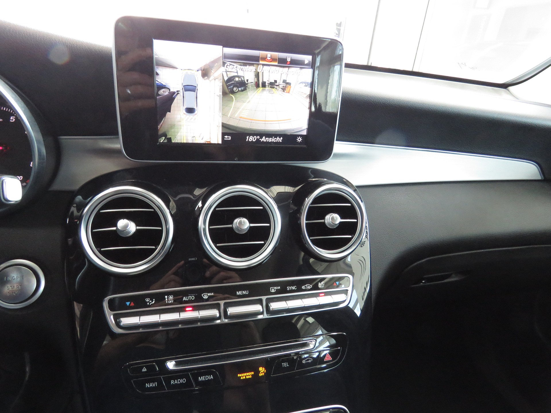 MERCEDES-BENZ GLC Coupé 250 AMG Line 4-Matic 9G-Tronic (Automat, AHK 2.4 t)-image-16