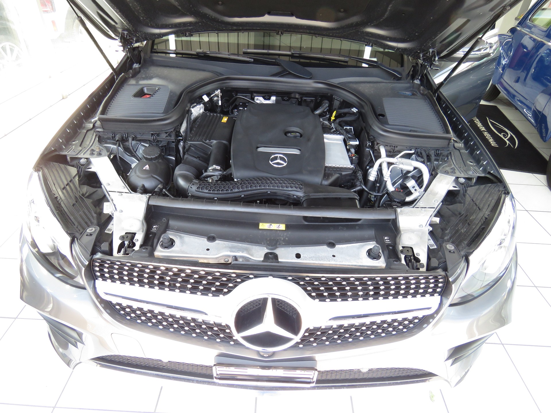 MERCEDES-BENZ GLC Coupé 250 AMG Line 4-Matic 9G-Tronic (Automat, AHK 2.4 t)-image-14