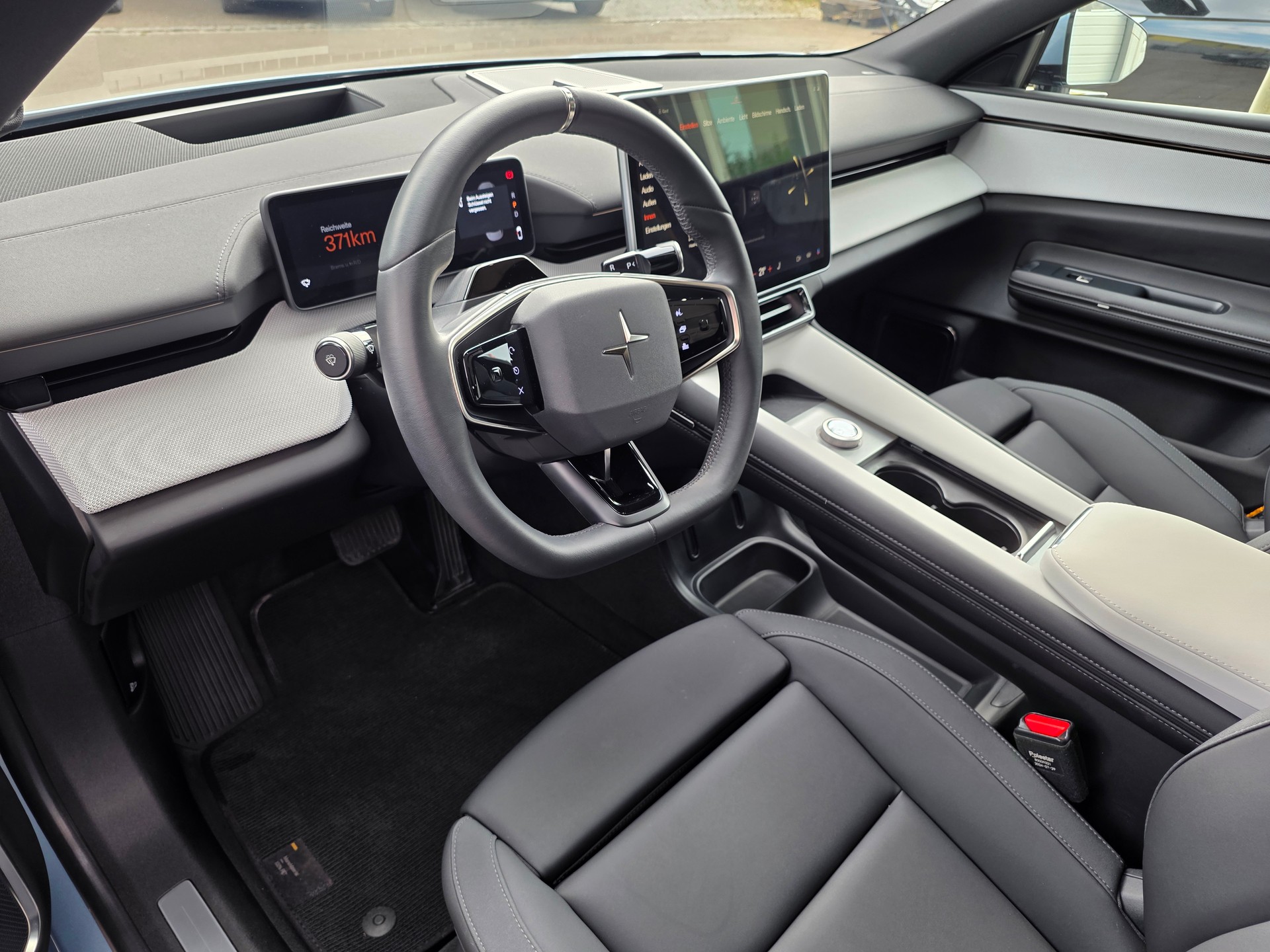 POLESTAR Polestar 4 Long Range Dual 100kWh ** GRATIS SERIVCE 5 JAHRE -PILOT PAKET -PAKET PLUS -PANORMA -GARANTIE BIS 03.2033 **-image-7