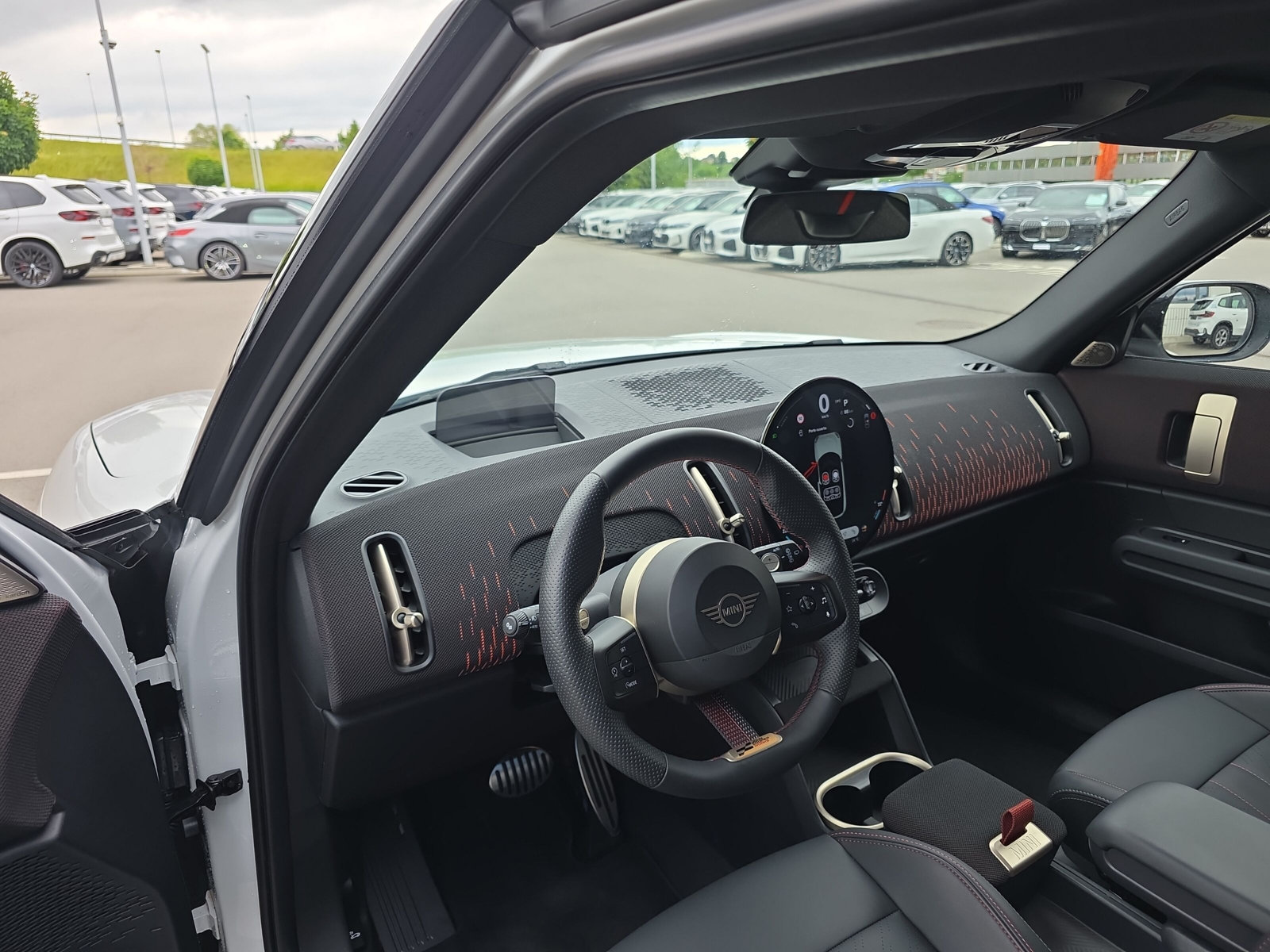 MINI Countryman John Cooper Works ALL4 U25 2.0i (CH)-image-24