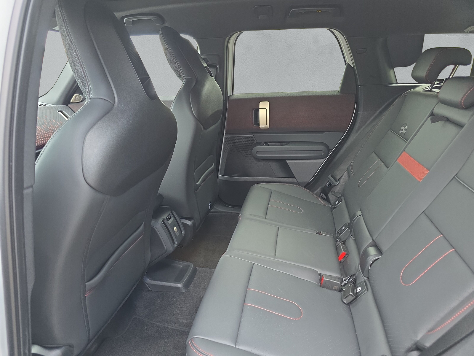 MINI Countryman John Cooper Works ALL4 U25 2.0i (CH)-image-15