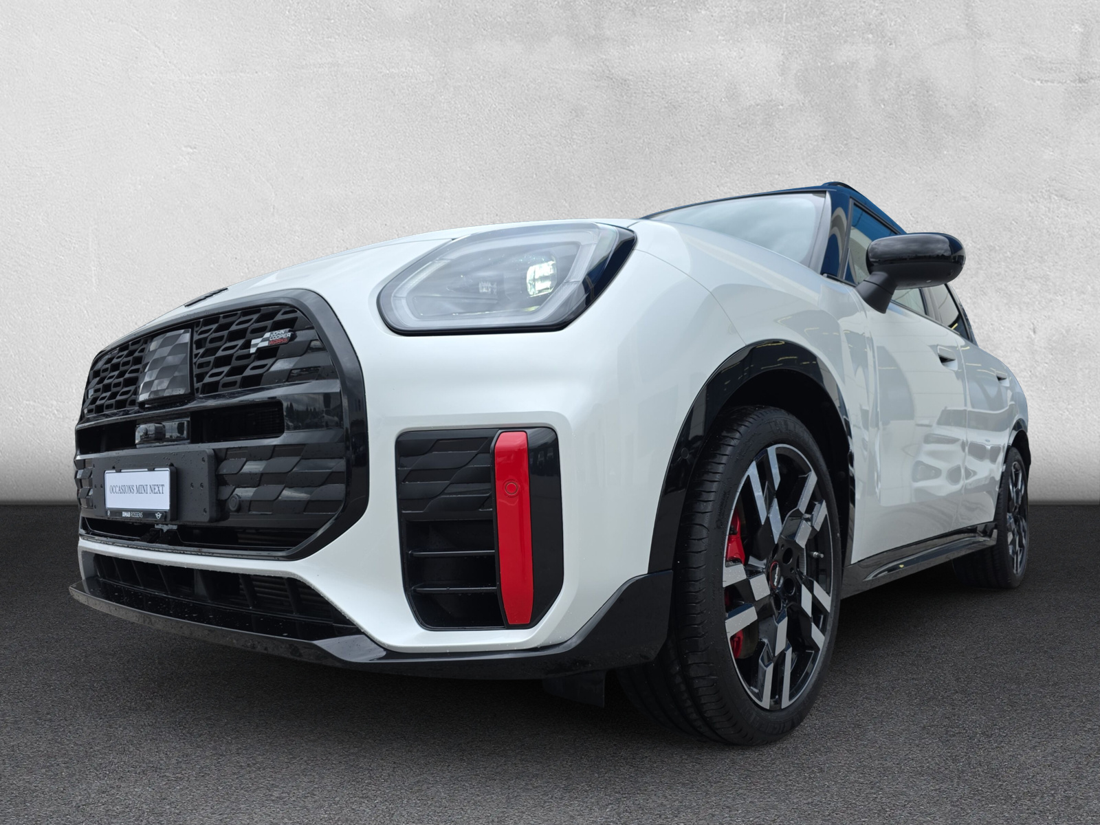 MINI Countryman John Cooper Works ALL4 U25 2.0i (CH)-image-8