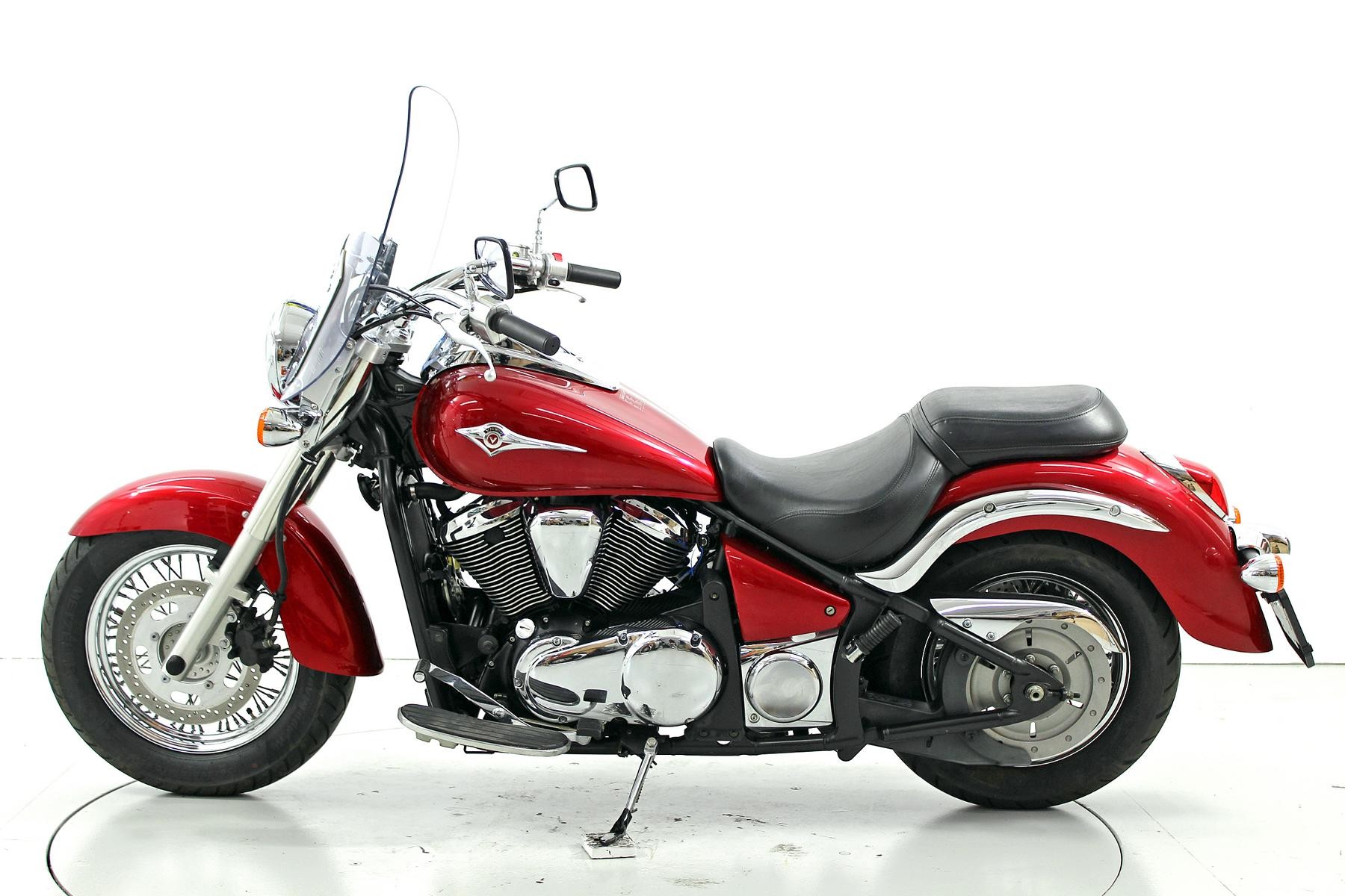 KAWASAKI VN 900 Classic-image-4