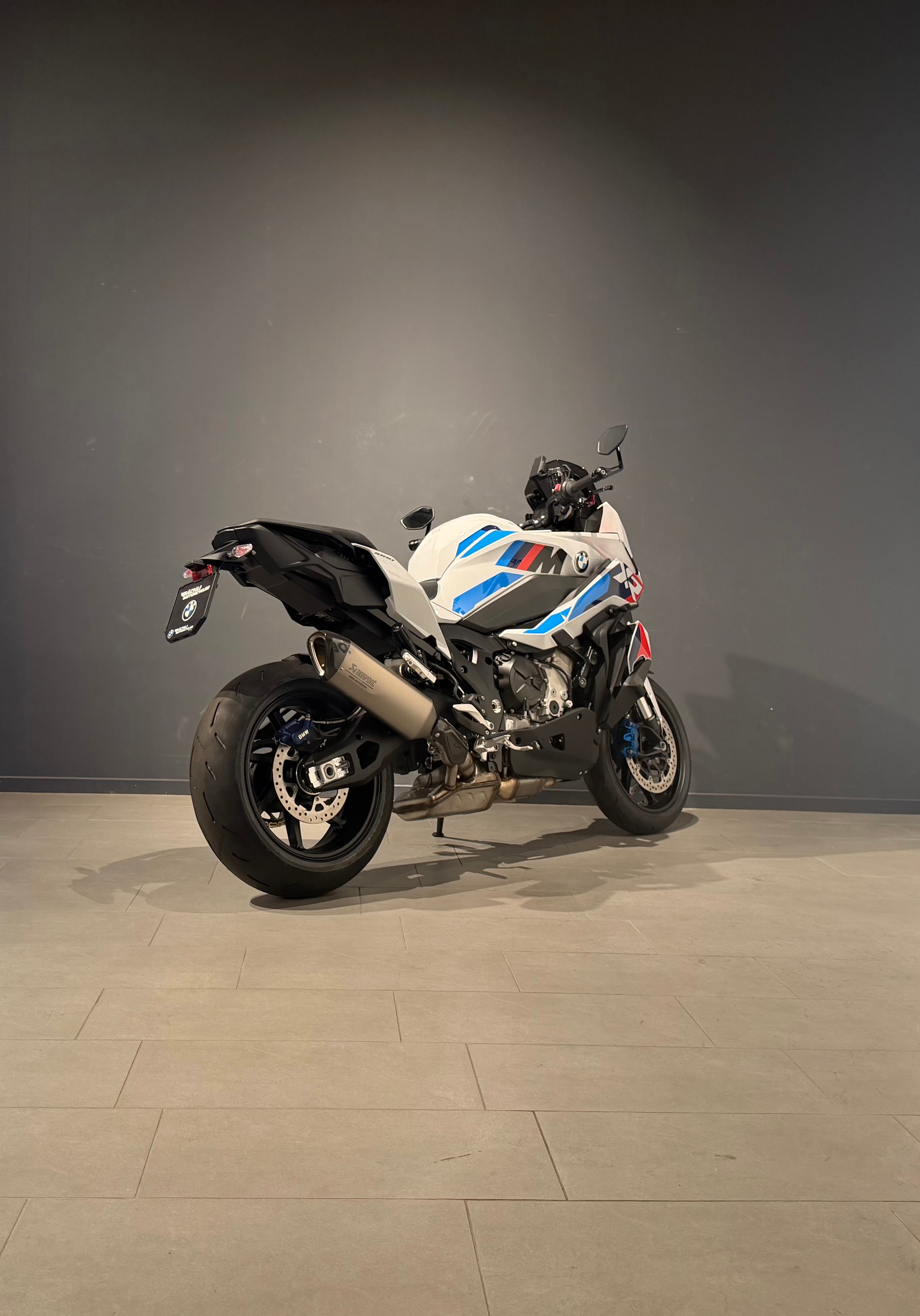 BMW M 1000 XR-image-5