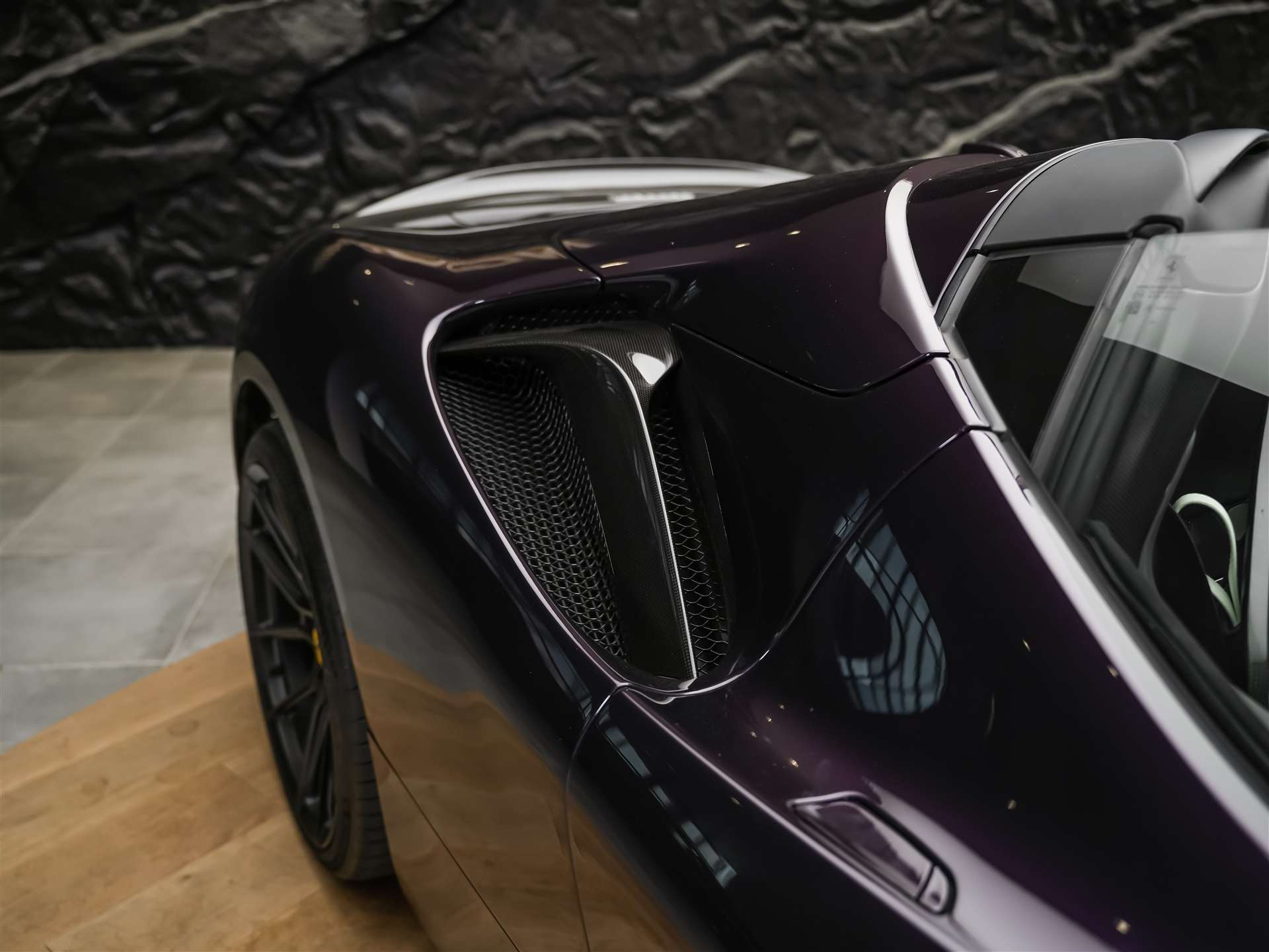 FERRARI SF90 Spider *Assetto Fiorano* Viola Hong Kong*Full Spec*Novitec*-image-25