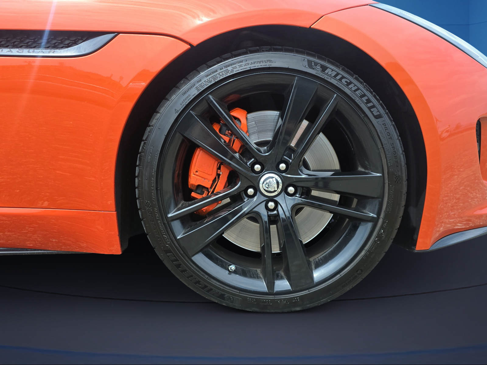 JAGUAR F-Type Convertible S 5.0 V8 S/C-image-7