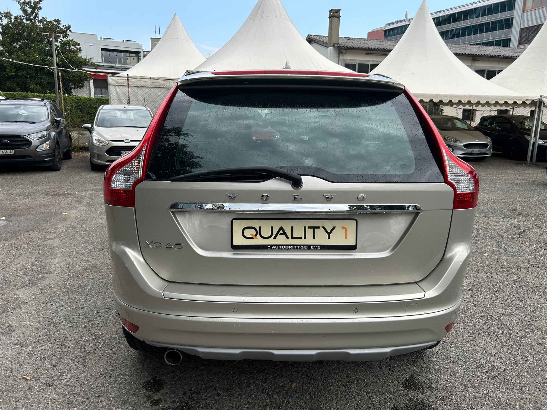 VOLVO XC60 D3 Momentum Geartronic-image-5