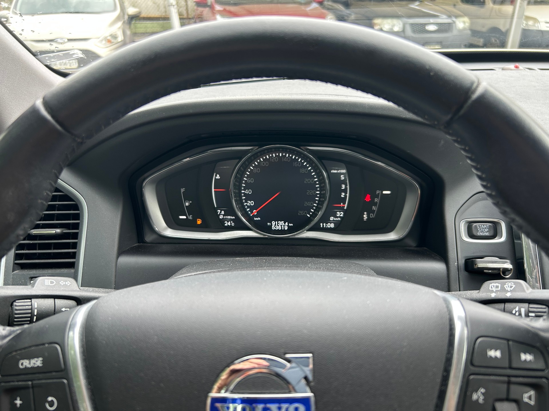 VOLVO XC60 D3 Momentum Geartronic-image-12