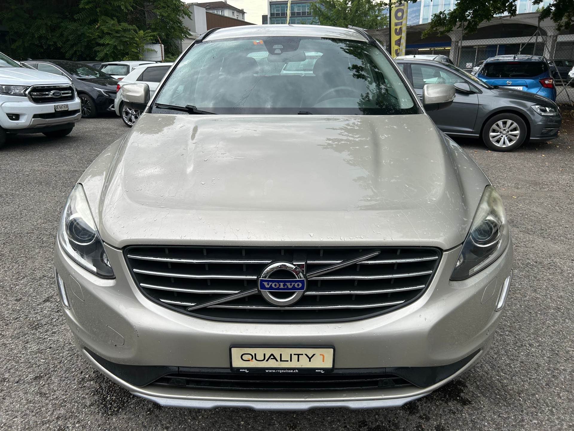 VOLVO XC60 D3 Momentum Geartronic-image-1