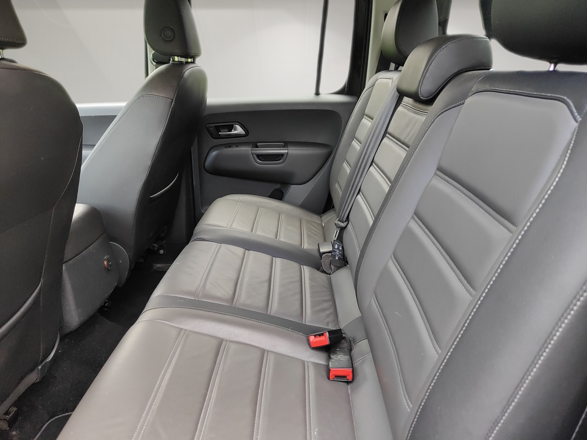 VW Amarok 3.0TDI Highline 4Motion Automatic-image-10