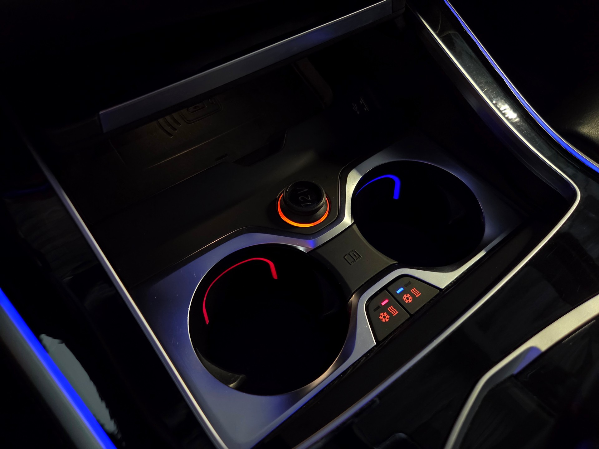 BMW X5 M50i xDrive-image-5