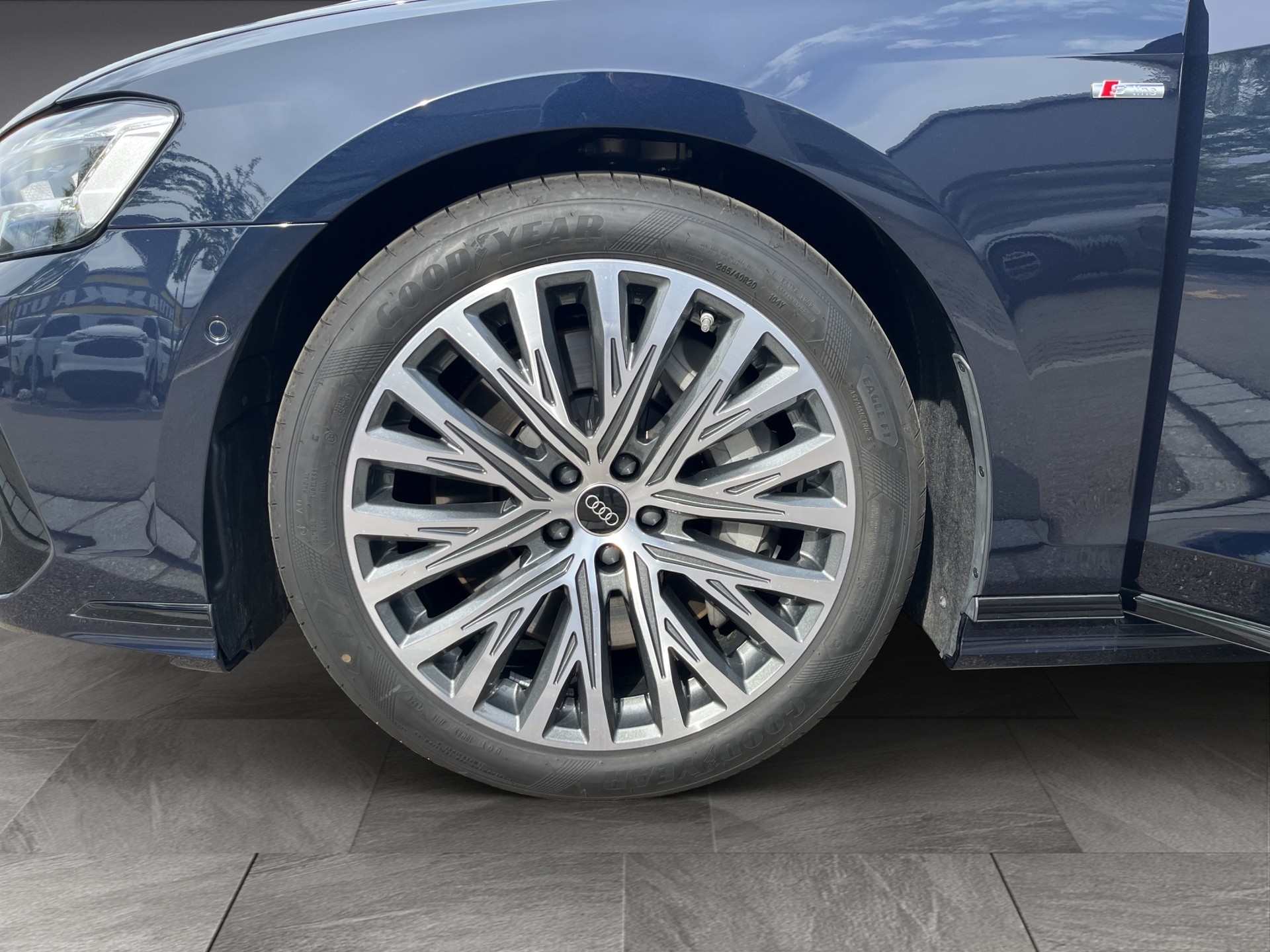 AUDI A8 60 L TFSI e quattro tiptronic*Vollausstattung, B&O Sound, Panodach, 4-Plätzer, (5-Jahre Garantie)-image-16