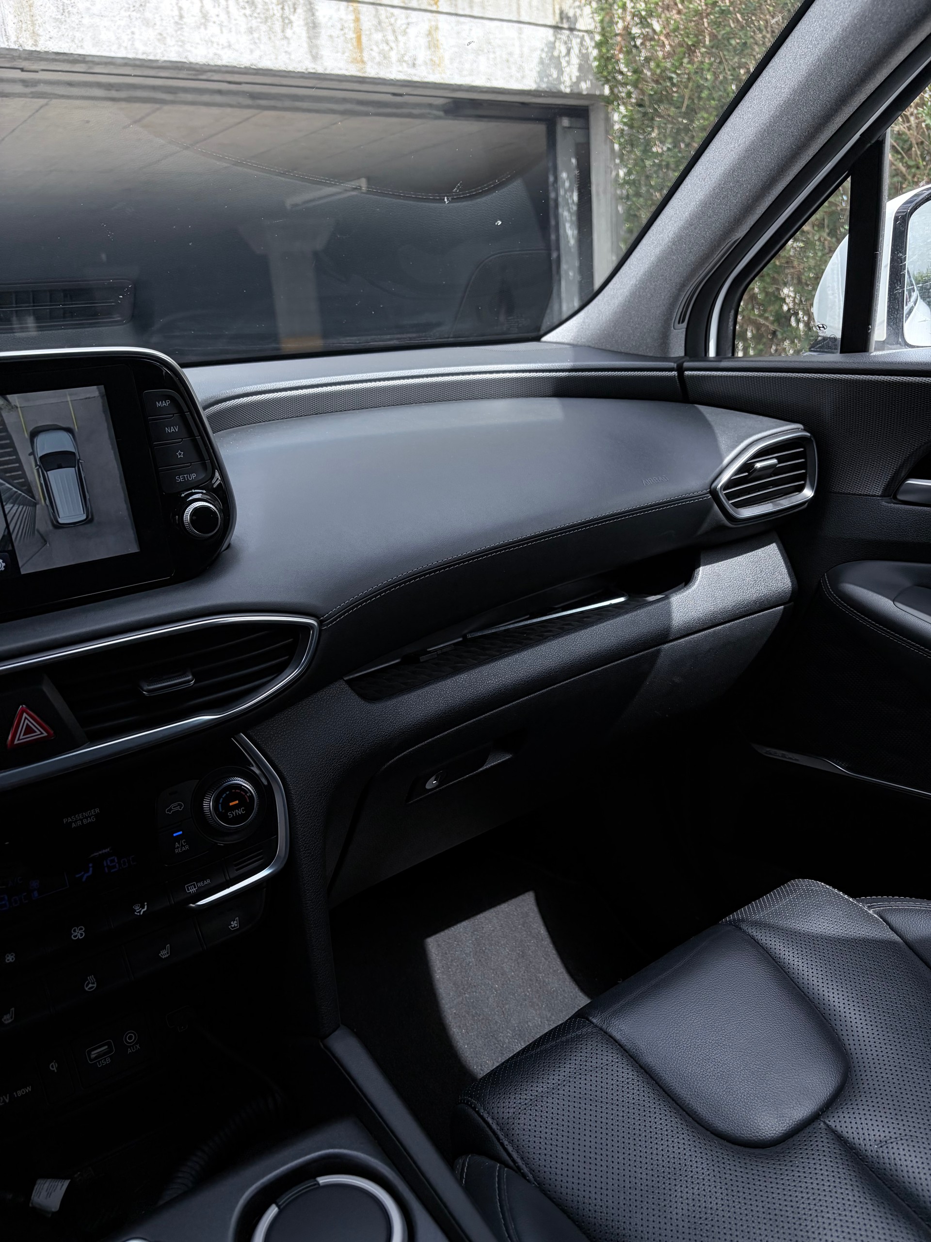 HYUNDAI 2.2 CRDi Vertex 7P-image-2