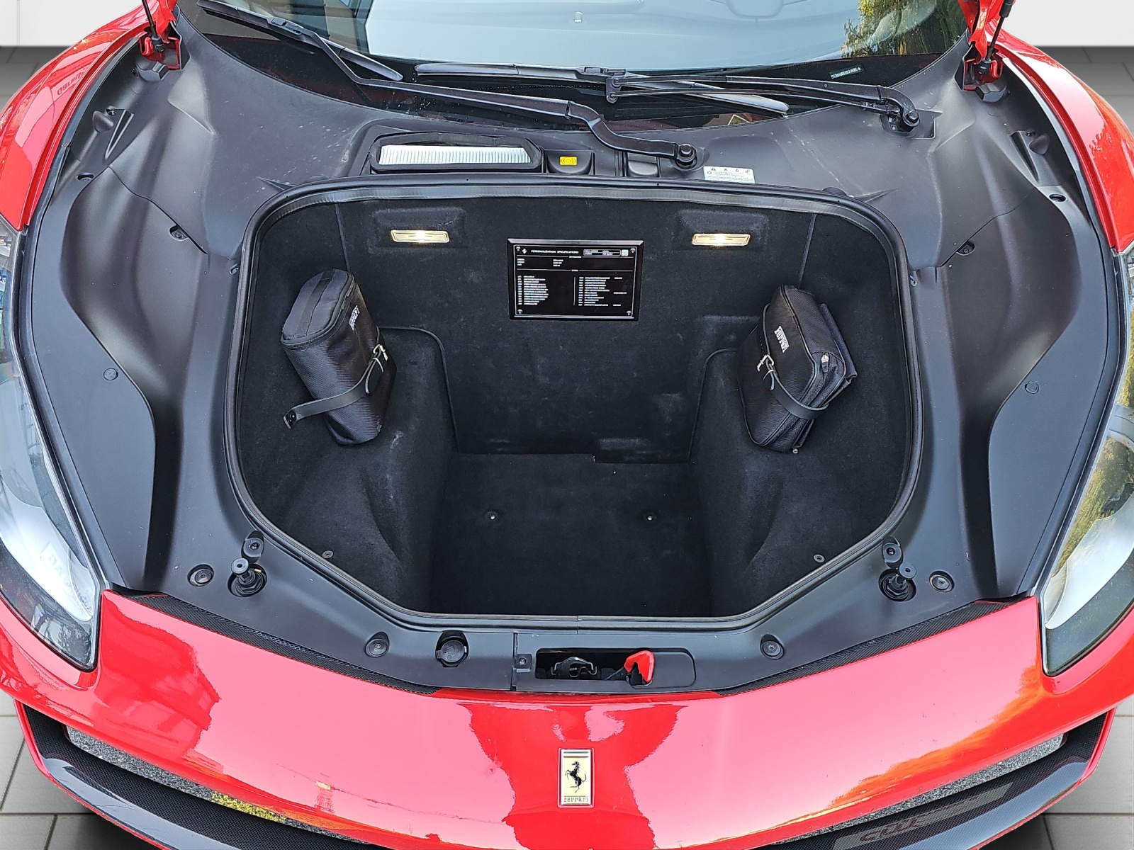 FERRARI 488 Spider 3.9 V8-image-17