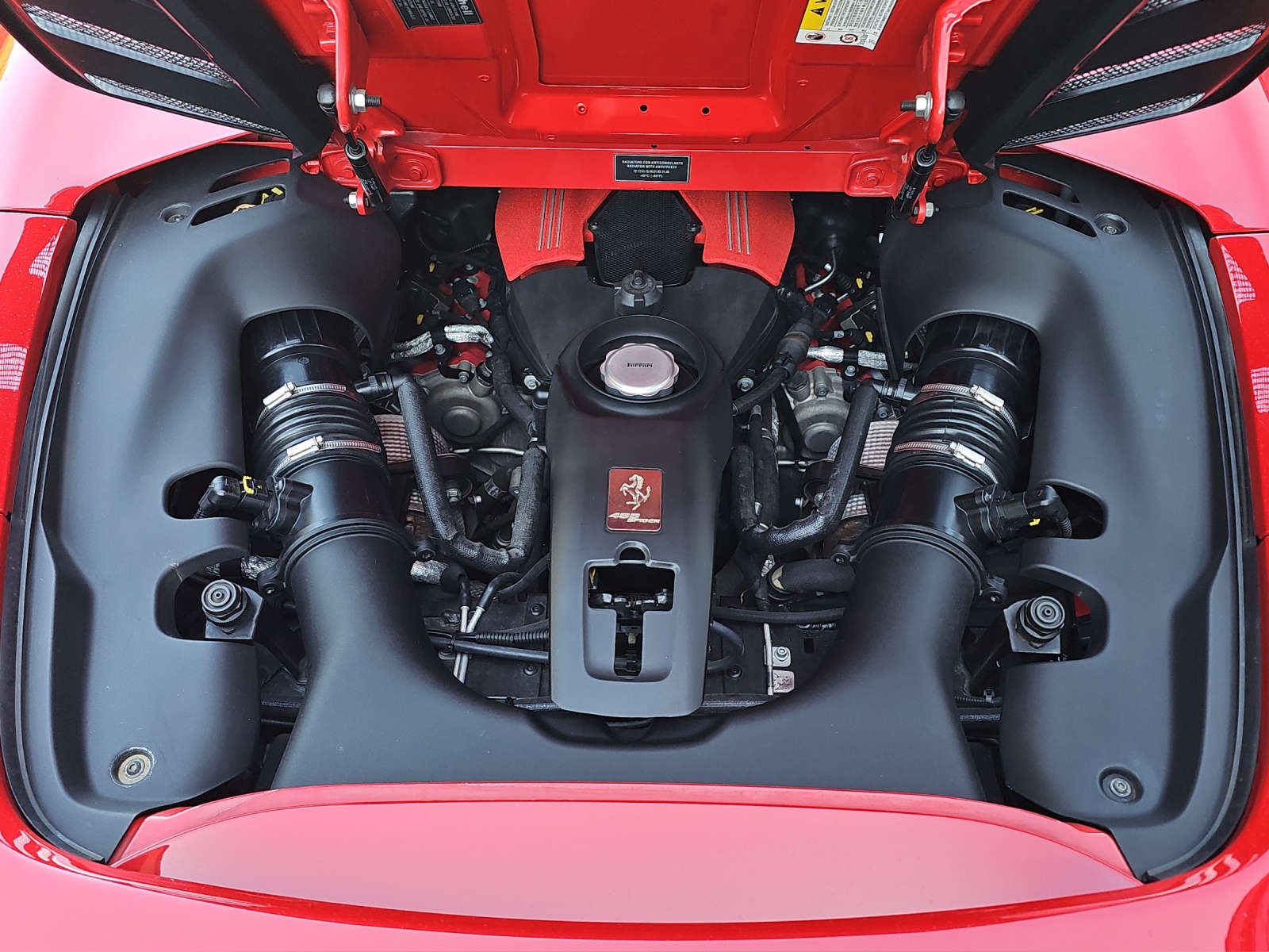 FERRARI 488 Spider 3.9 V8-image-16