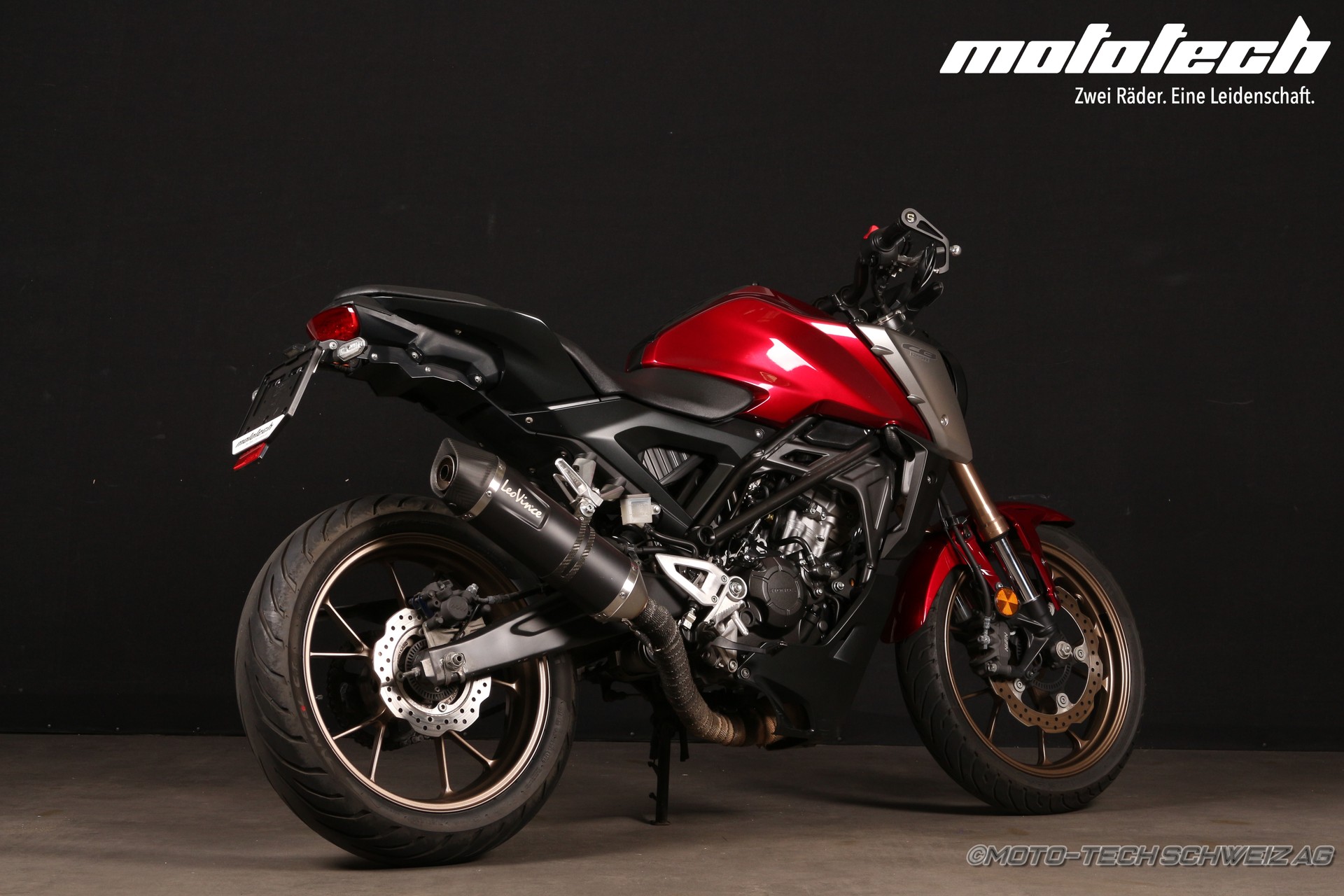 HONDA CB 125 R-showroom-element-2
