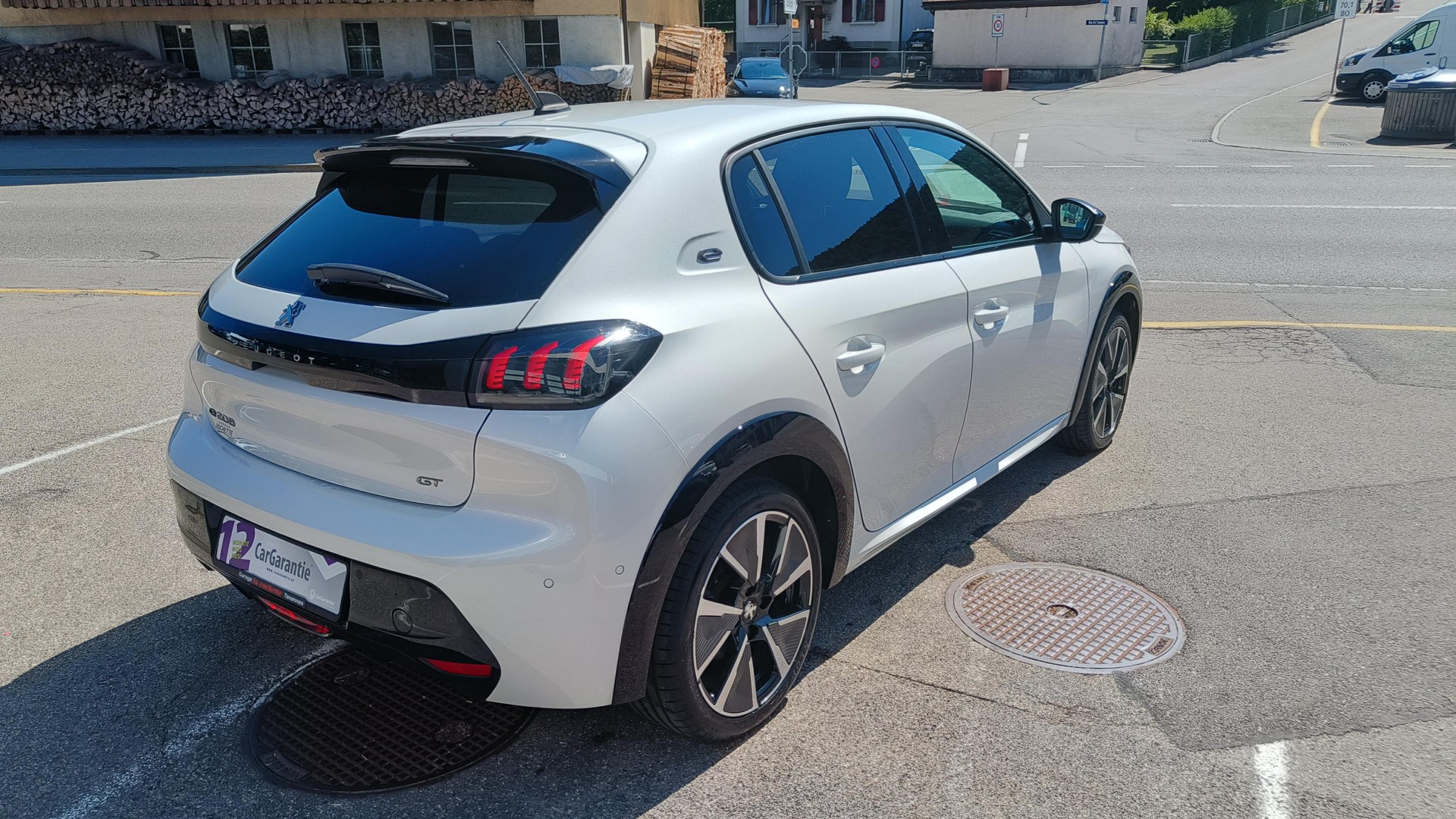 PEUGEOT 208 Elektrik GT Pack-image-5