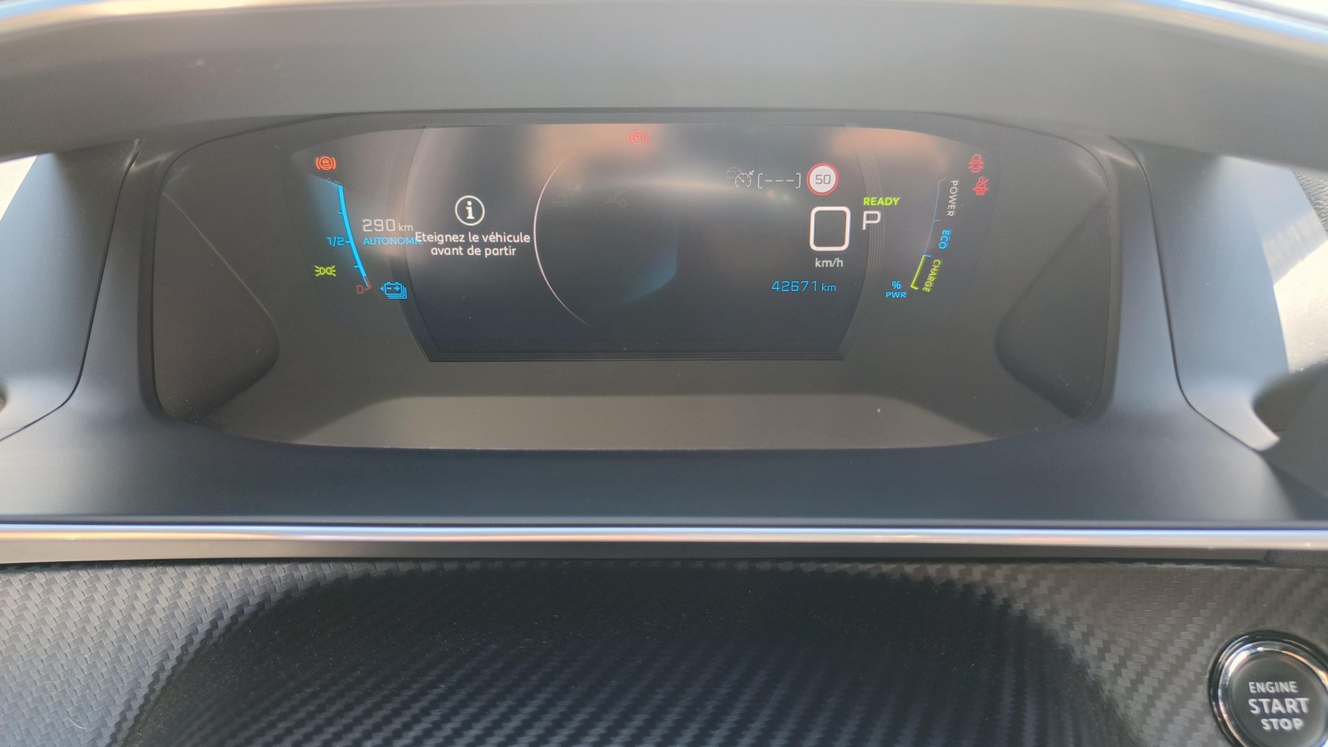 PEUGEOT 208 Elektrik GT Pack-image-12