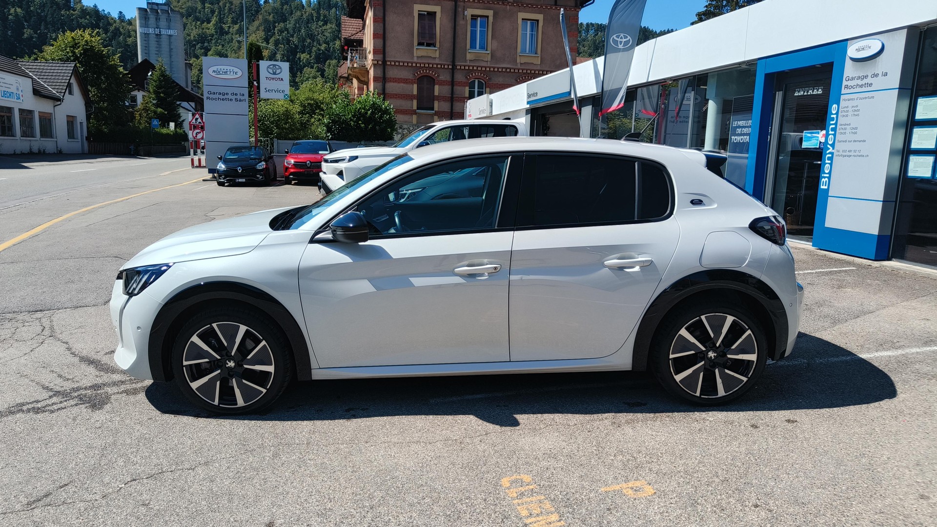 PEUGEOT 208 Elektrik GT Pack-image-2