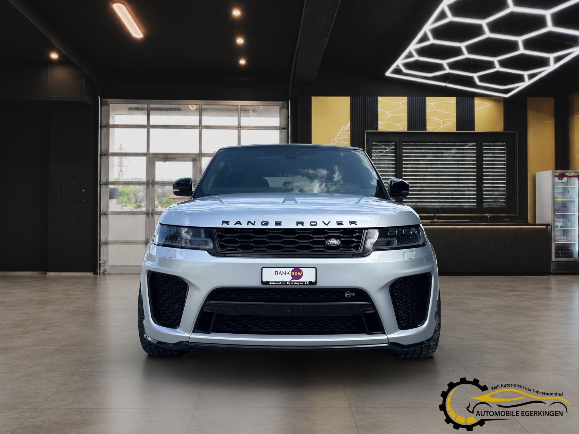 LAND ROVER Range Rover Sport 5.0 V8 SC SVR-image-1