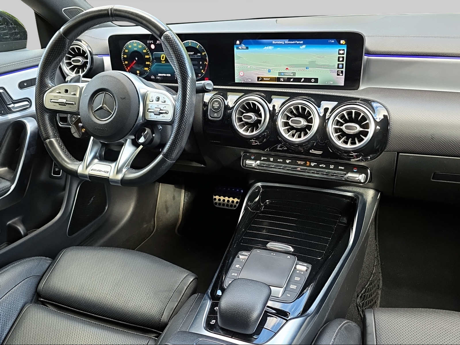 MERCEDES-BENZ CLA 35 AMG 4Matic 7G-DCT-image-10