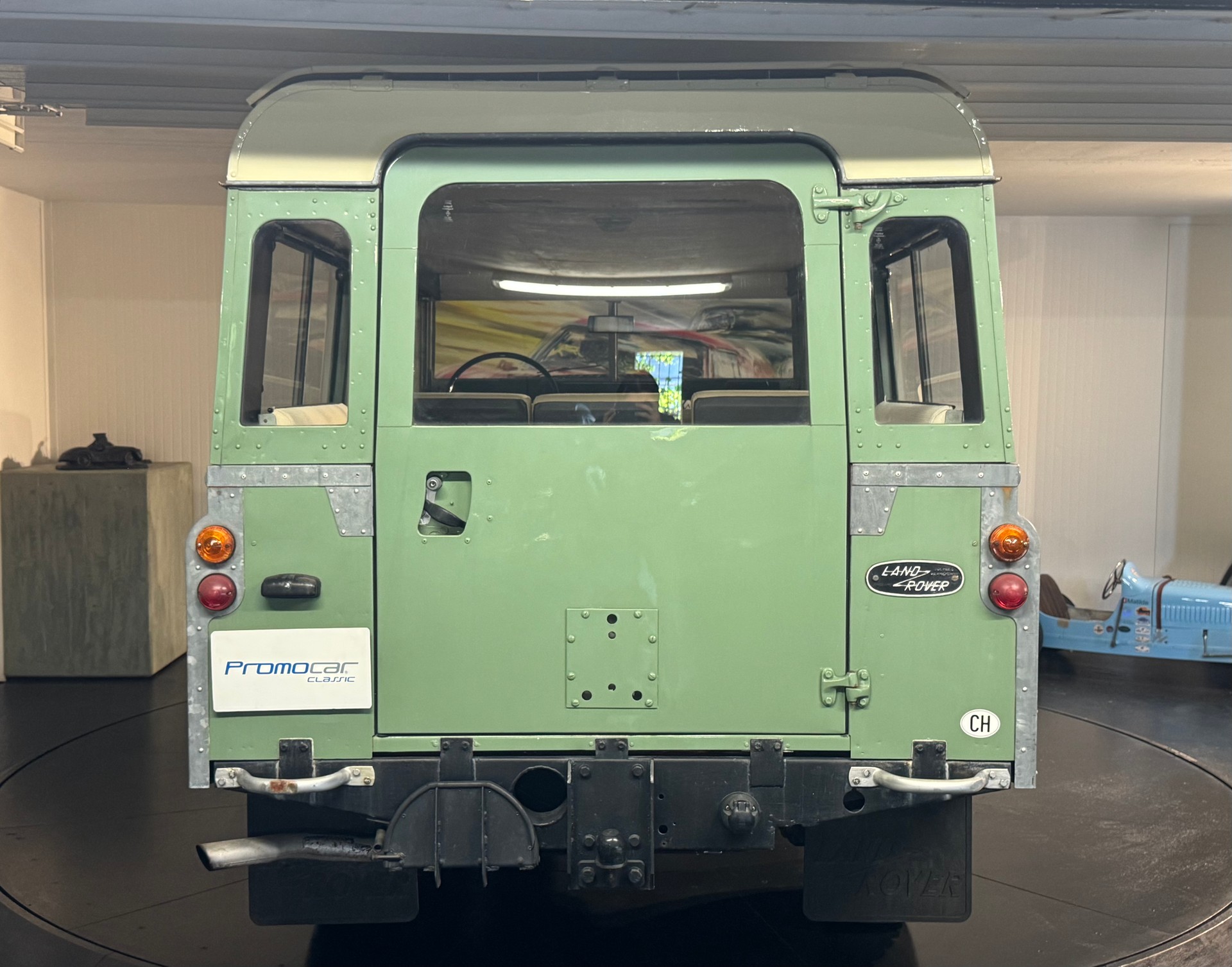 LAND ROVER 109 Serie IIA 2.6-image-3
