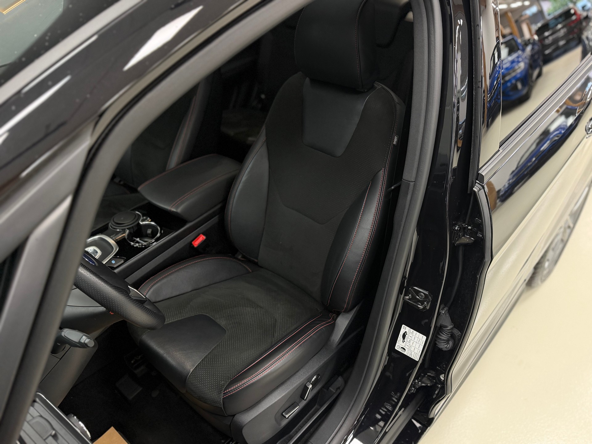 FORD S-Max 2.5 FHEV ST-Line 7-Plätzer-image-10
