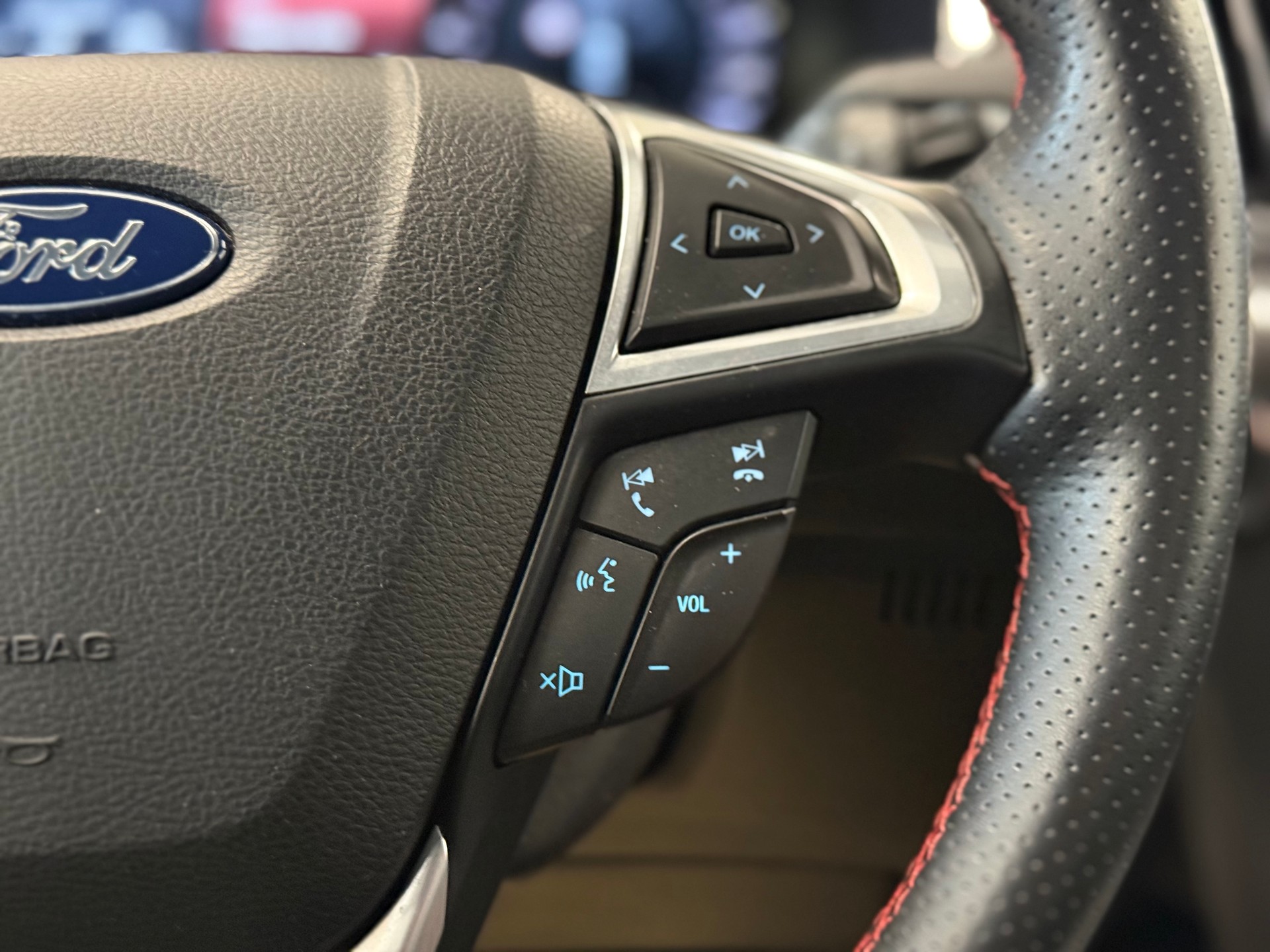 FORD S-Max 2.5 FHEV ST-Line 7-Plätzer-image-23