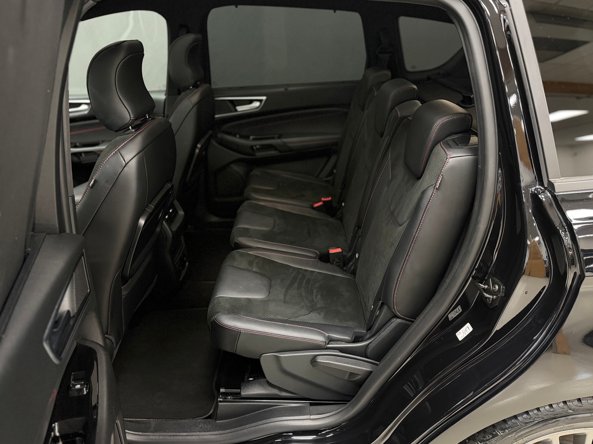 FORD S-Max 2.5 FHEV ST-Line 7-Plätzer-image-14