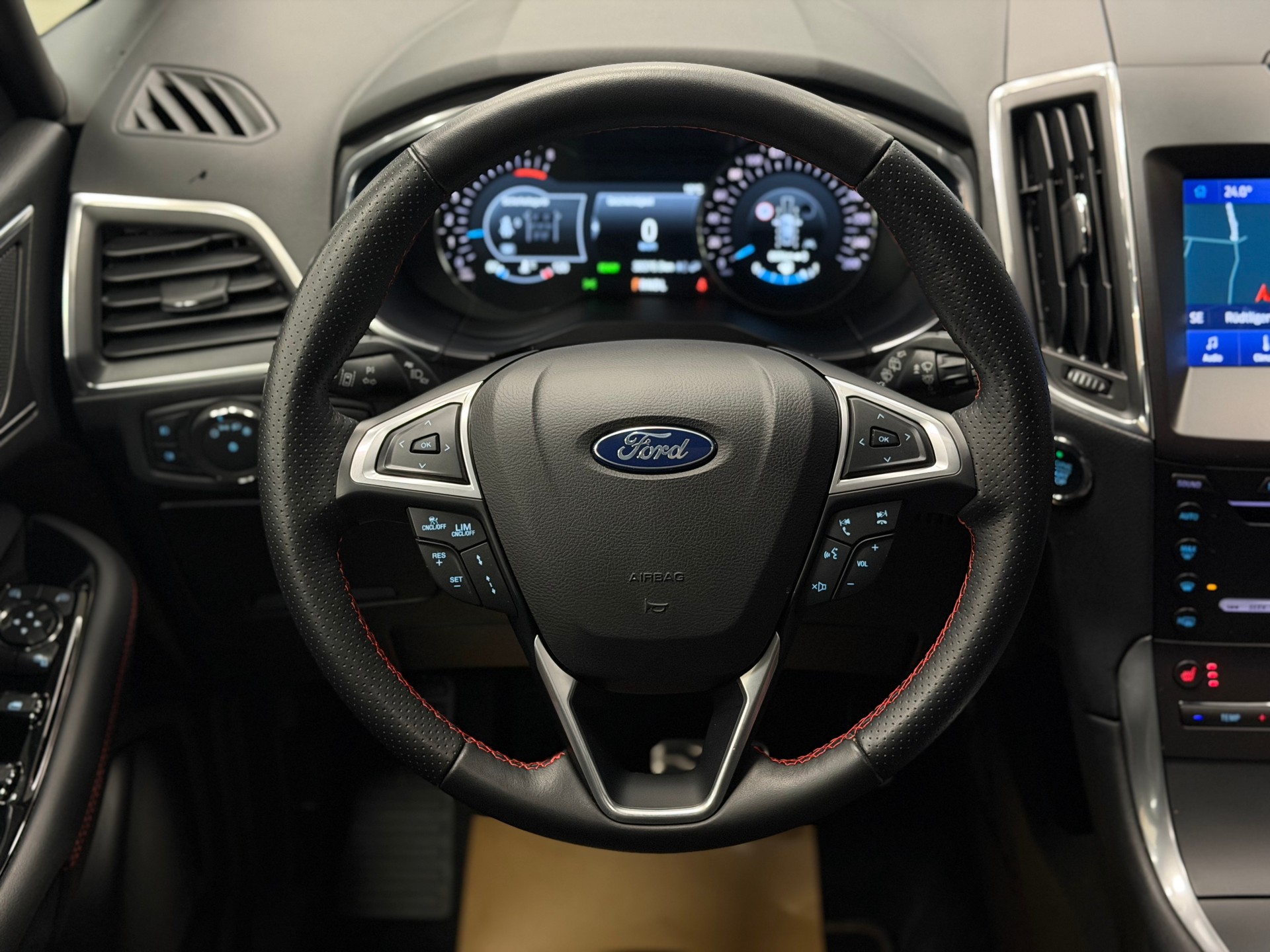 FORD S-Max 2.5 FHEV ST-Line 7-Plätzer-image-17