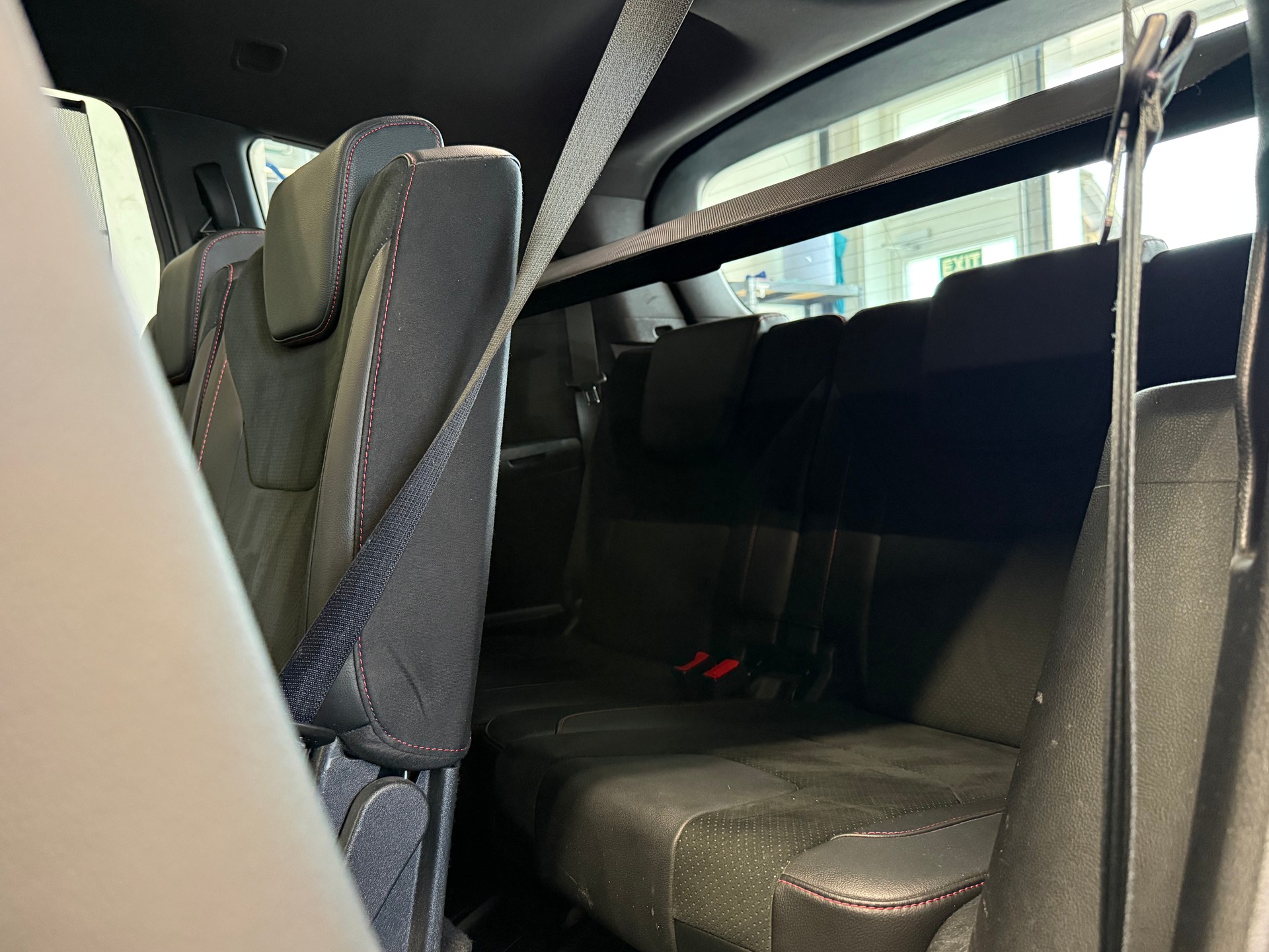 FORD S-Max 2.5 FHEV ST-Line 7-Plätzer-image-17