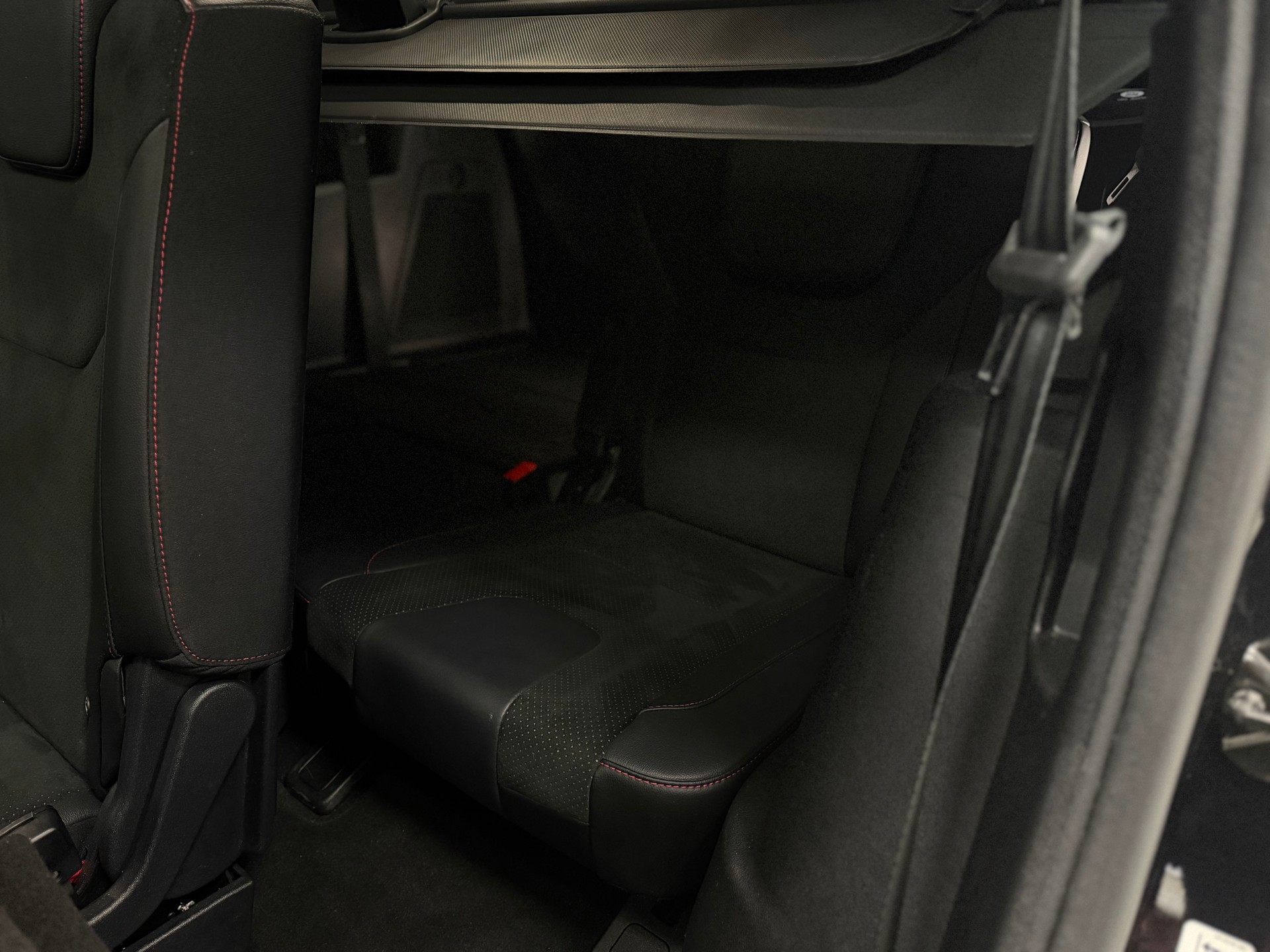 FORD S-Max 2.5 FHEV ST-Line 7-Plätzer-image-15