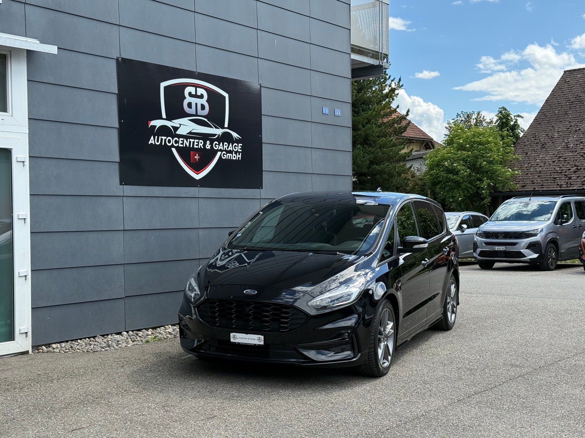 FORD S-Max 2.5 FHEV ST-Line 7-Plätzer-image-1