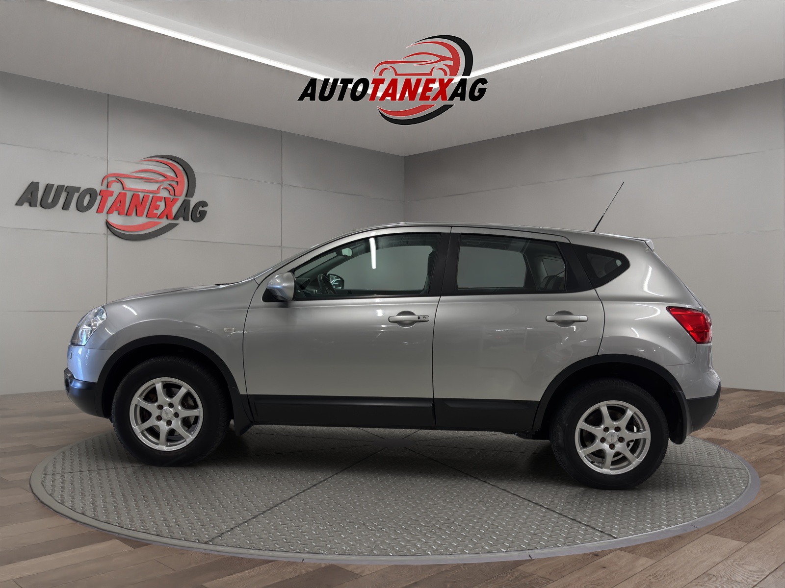 NISSAN Qashqai 2.0 dCi 4WD tekna Automatic-image-1