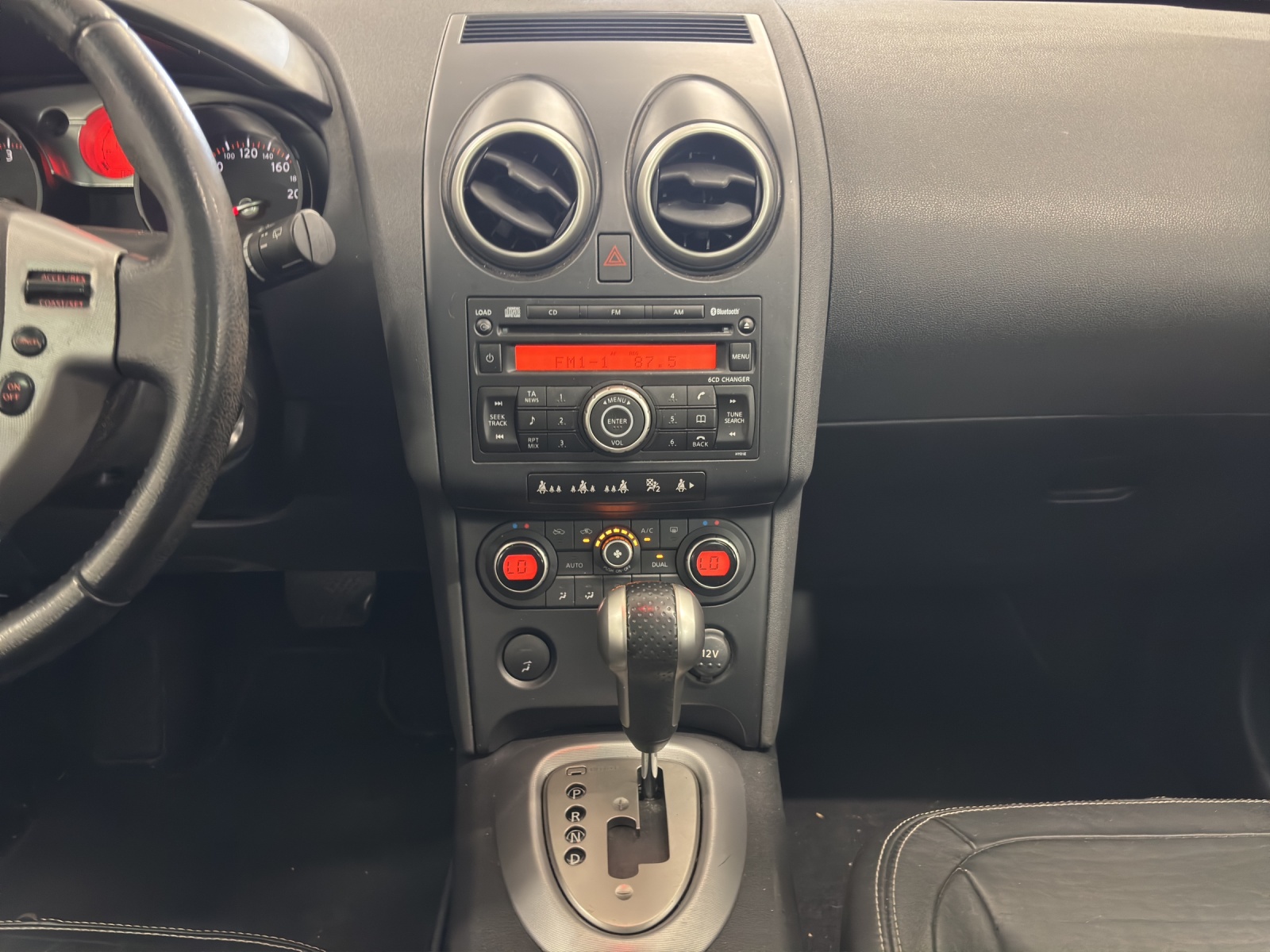 NISSAN Qashqai 2.0 dCi 4WD tekna Automatic-image-14