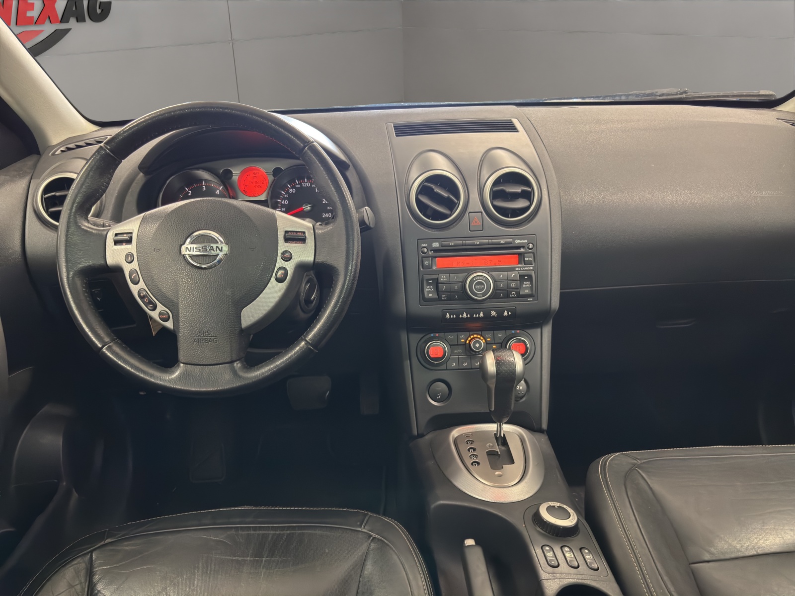 NISSAN Qashqai 2.0 dCi 4WD tekna Automatic-image-13