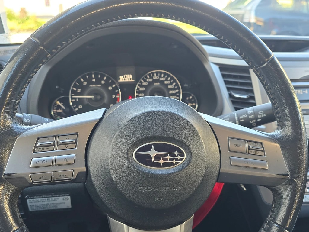SUBARU Legacy 2.0i Swiss AWD-image-11