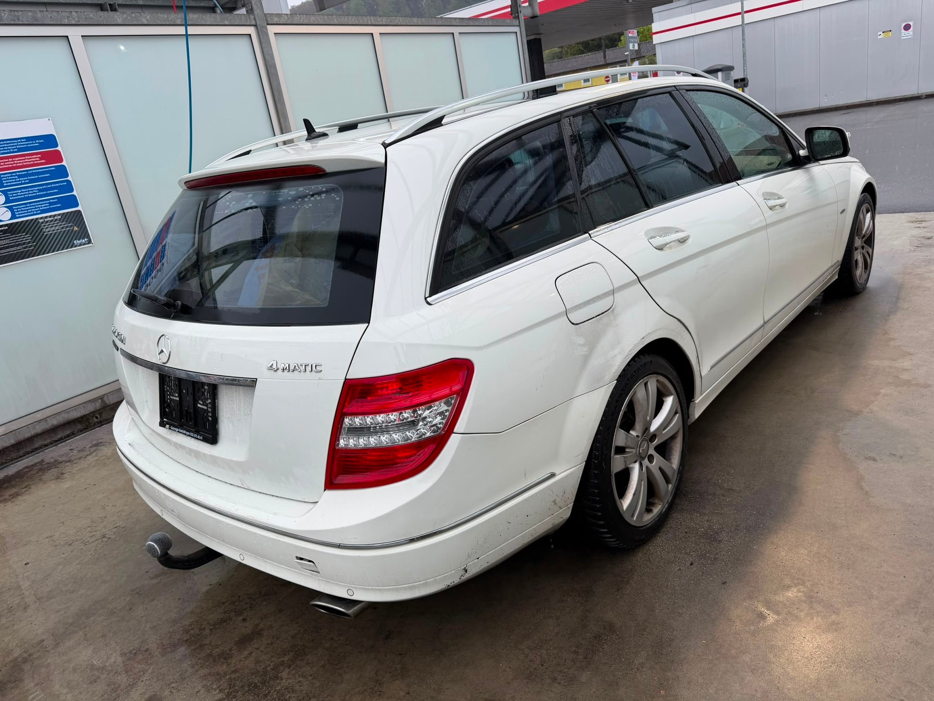 MERCEDES-BENZ C 350 CDI (320 CDI) Avantgarde 4Matic 7G-Tronic-image-4