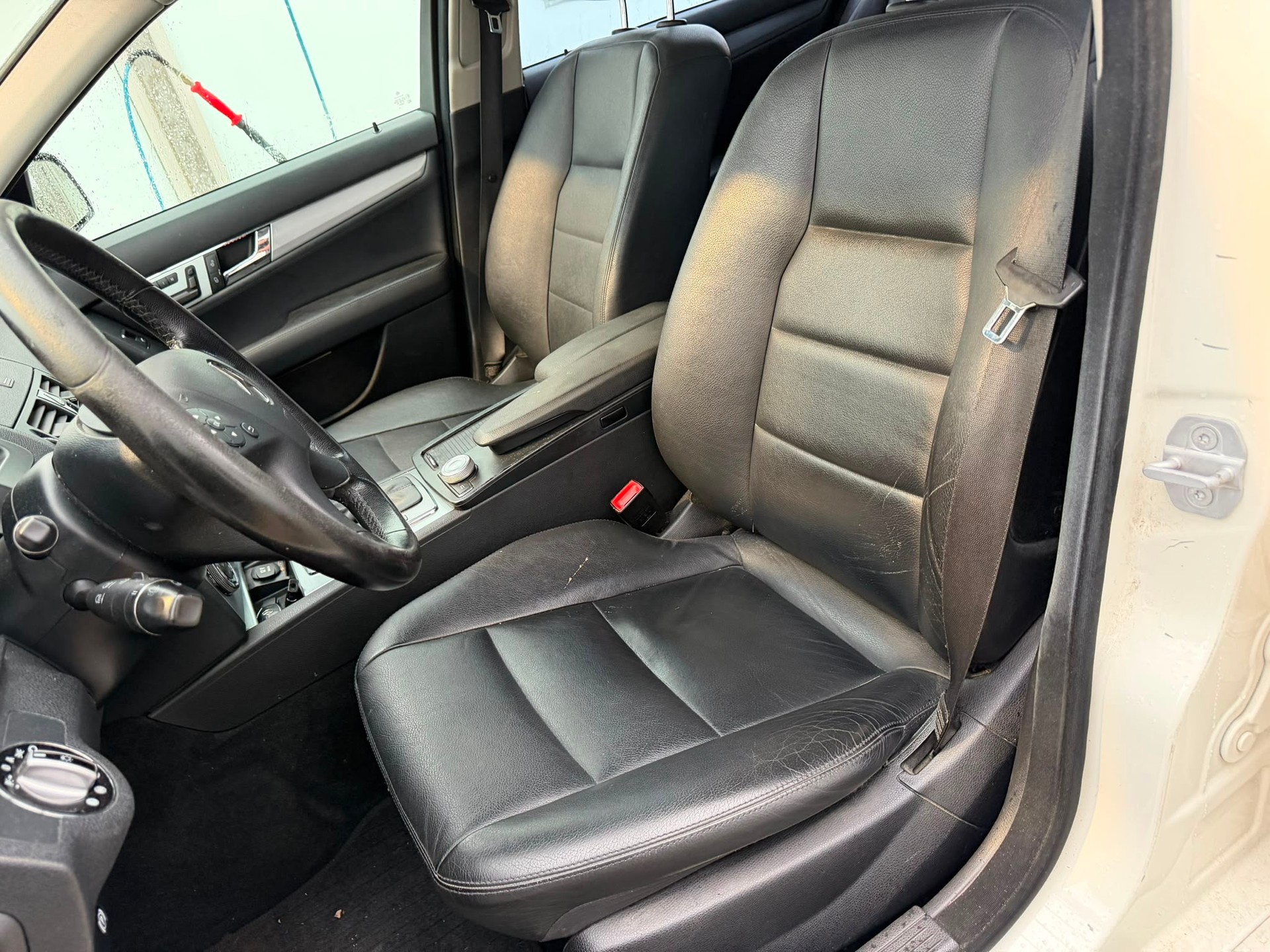 MERCEDES-BENZ C 350 CDI (320 CDI) Avantgarde 4Matic 7G-Tronic-image-7