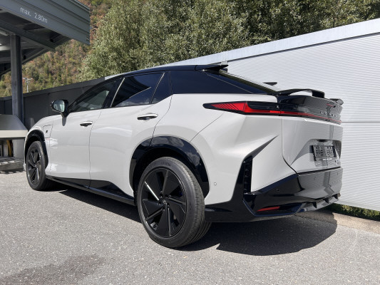 LEXUS RZ 550e 77 KW F Sport-image-3