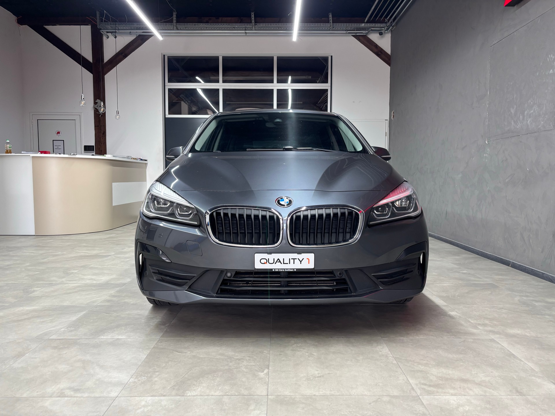 BMW 218d Gran Tourer Steptronic-image-1