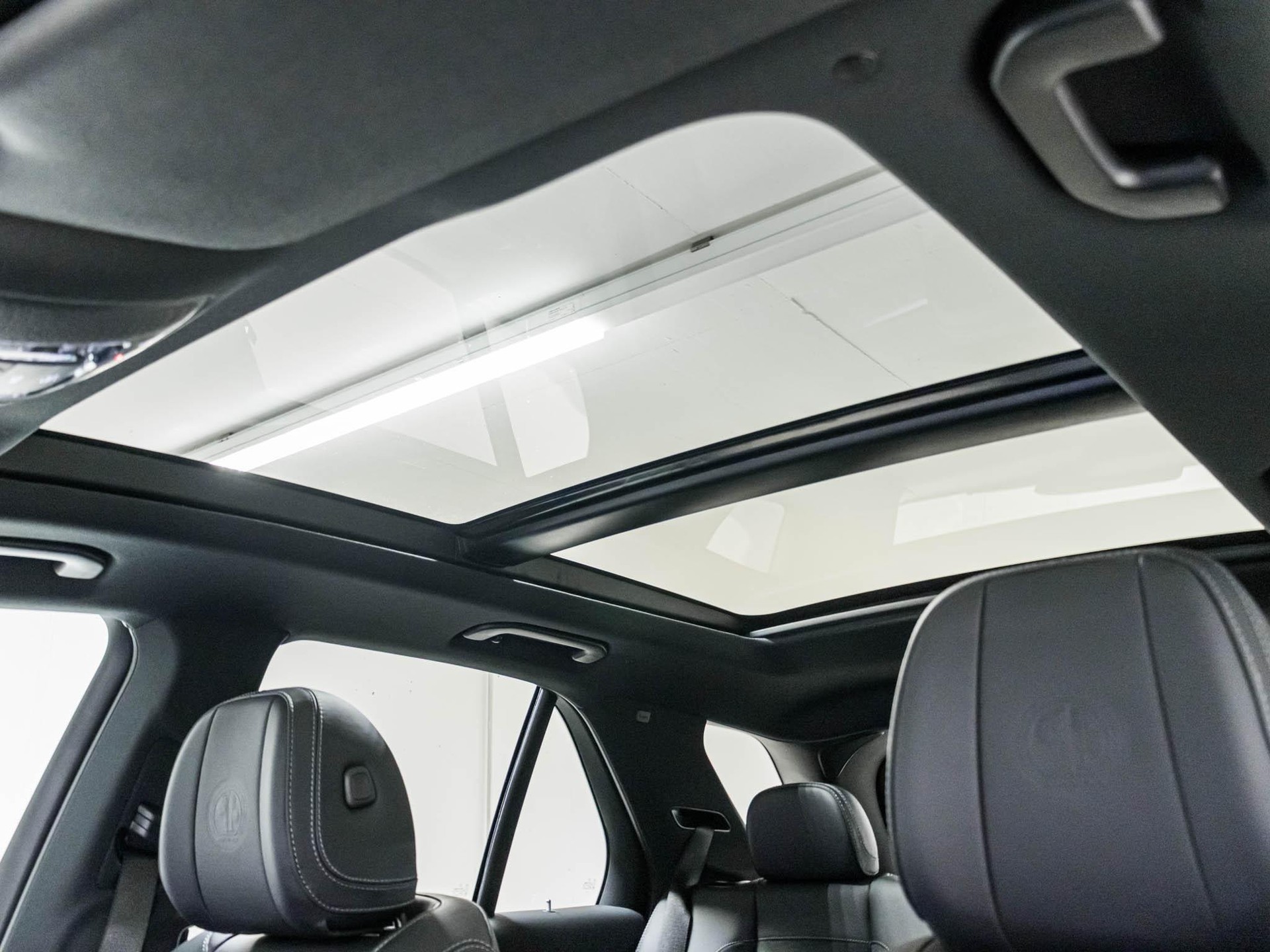 MERCEDES-BENZ GLE 63 S AMG 4MATIC+-image-8