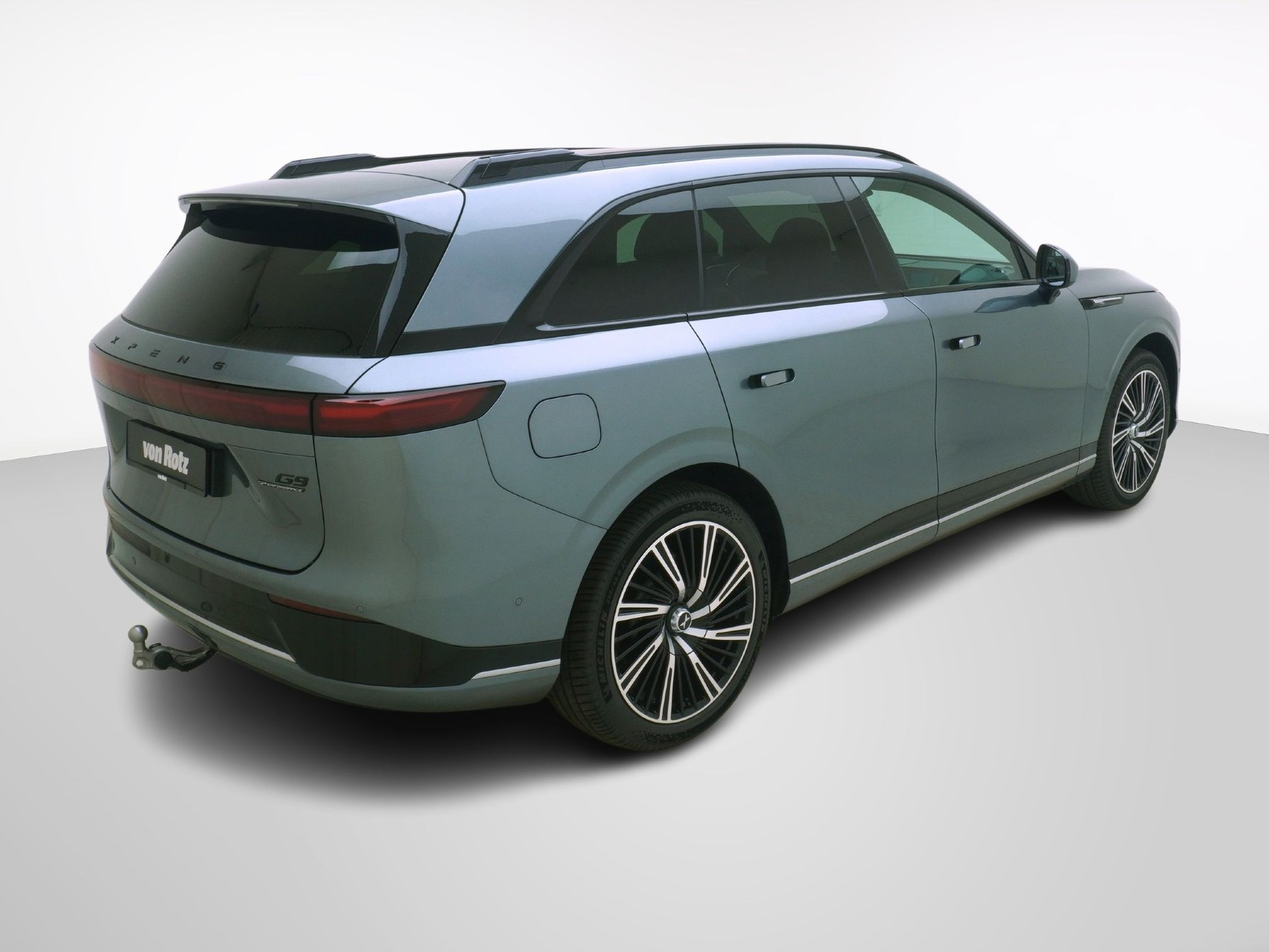 XPENG G9 Performance AWD-image-4