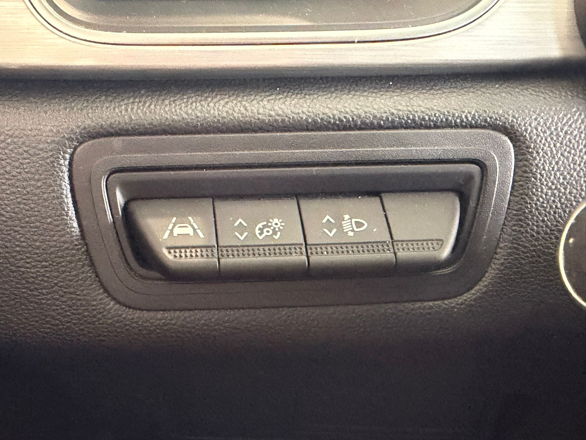 RENAULT Captur 1.3 TCe EDC Intens EDC-image-18