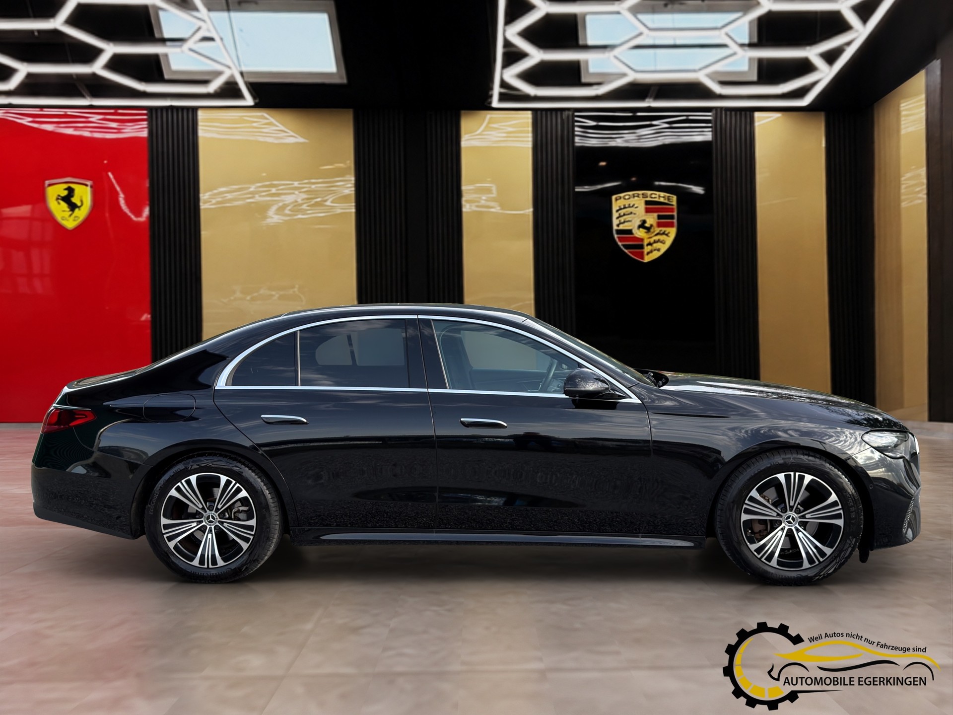 MERCEDES-BENZ E 220 d Avantgarde 4matic-image-3