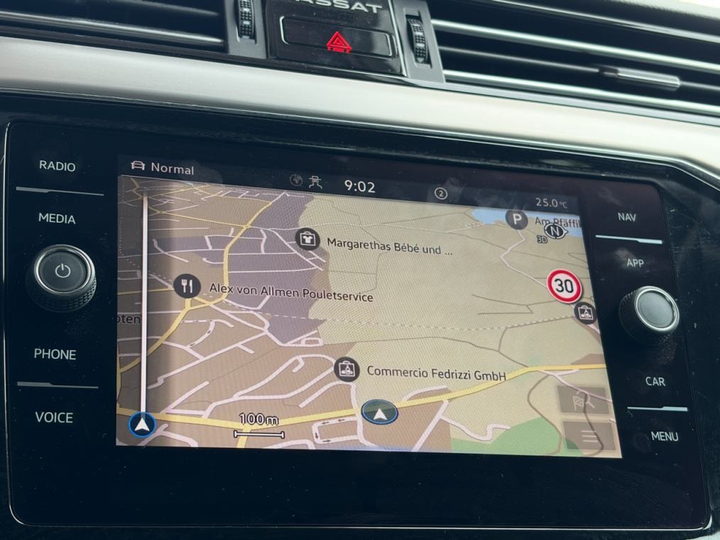 VW Passat 2.0 TDi BMT R-Line 4Motion-image-7