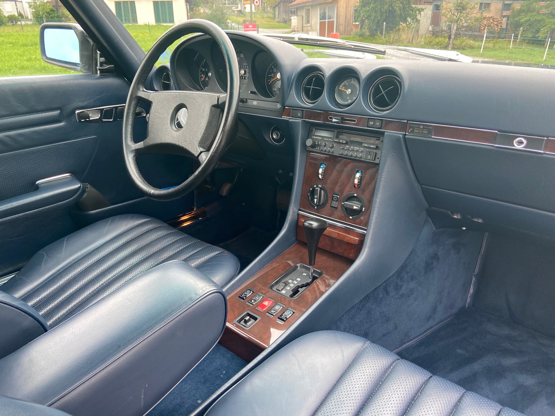 MERCEDES-BENZ 300 SL CH- Auslieferung aus 2. Hand im Sammlerzustand-image-3